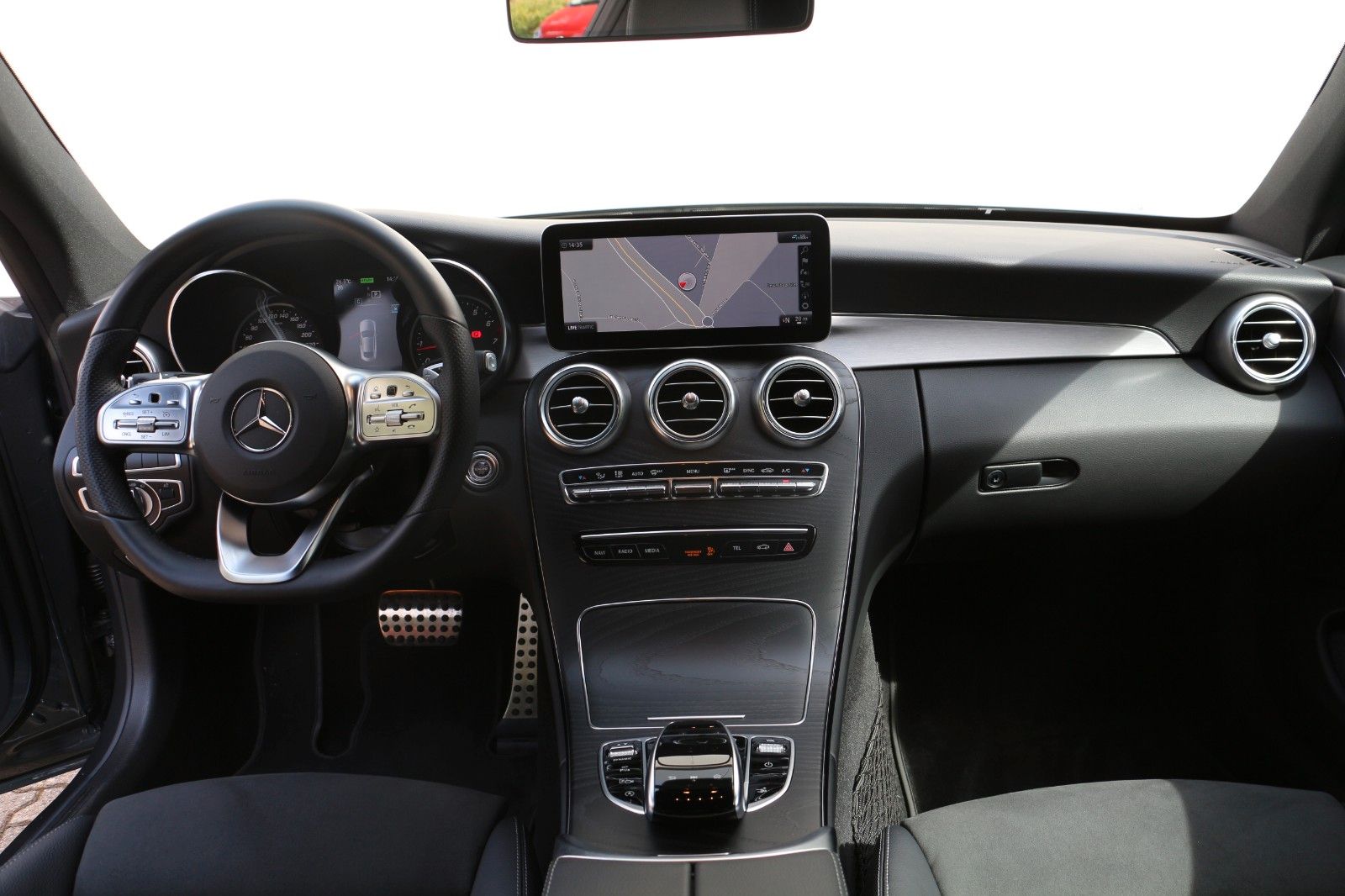 Mercedes-Benz C 200 Coupe AMG - Samsaru's Car Outlet