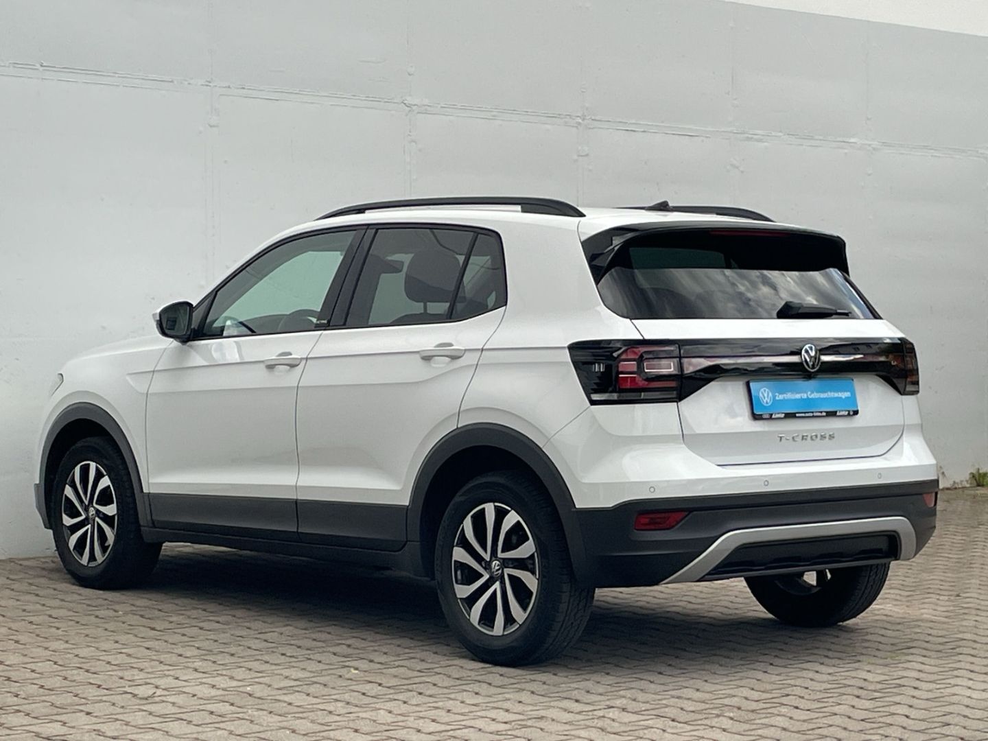 Volkswagen T-Cross 1.5 TSI DSG Active - Samsaru's Car Outlet