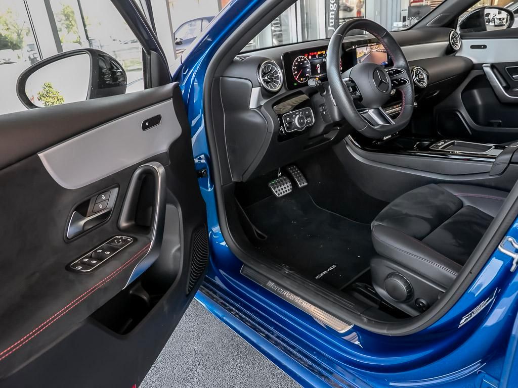 Mercedes-Benz A 200 AMG Advanced PLUS - Samsaru's Car Outlet