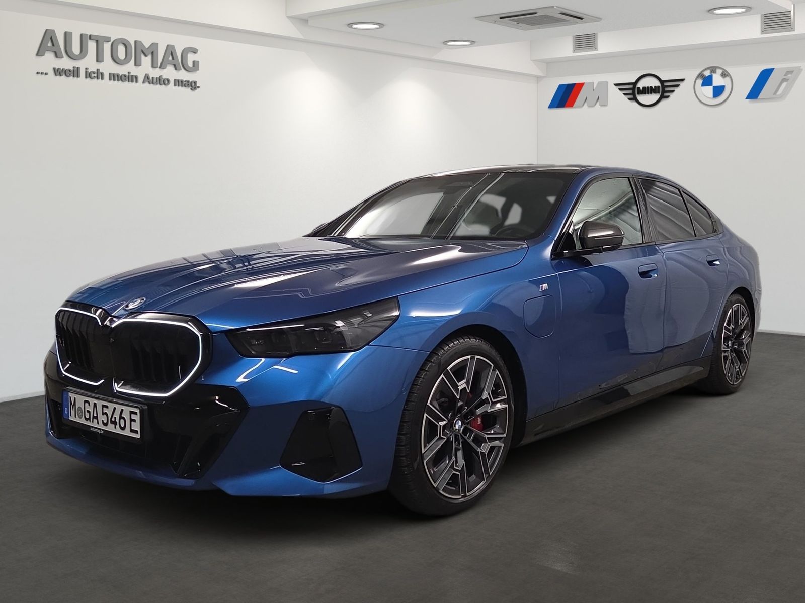 BMW 550e xDrive Sonderlack*PanoDach*M-SportPro*M-Sha