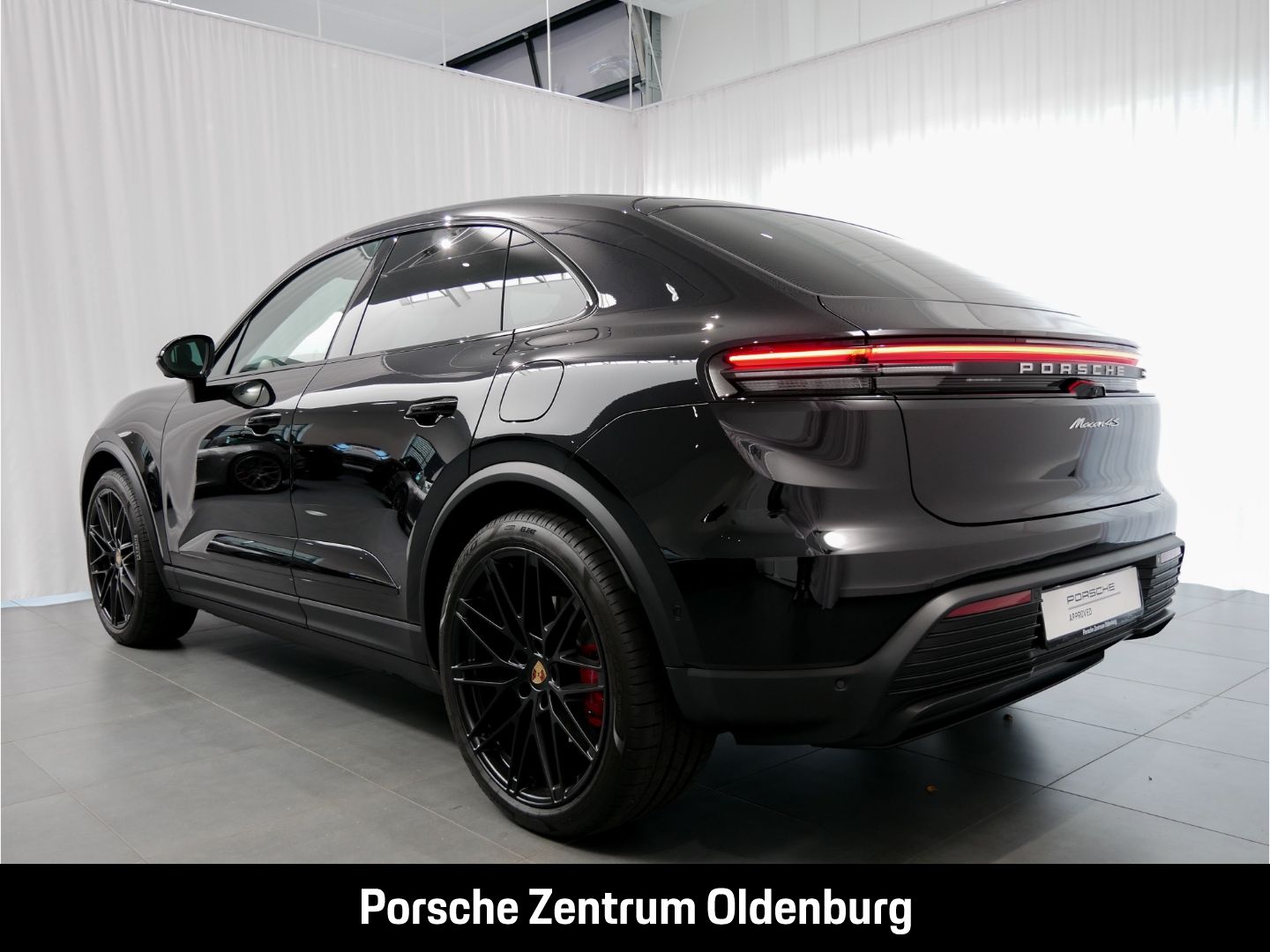 Porsche Macan 4S Panorama Luftfed. HeadUp InnoDrive Bose
