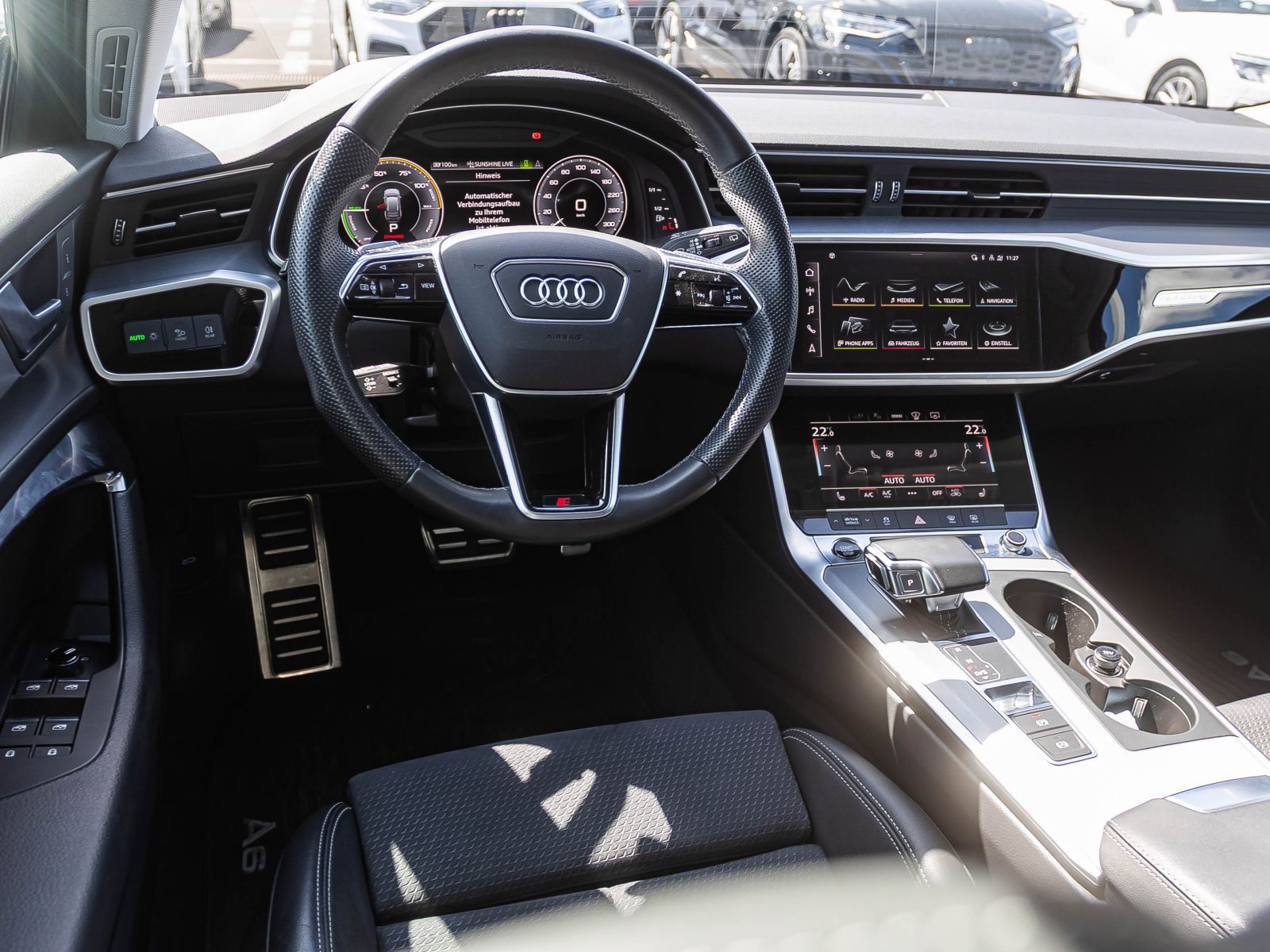 Audi A6 Avant S line 55TFSI e - Samsaru's Car Outlet