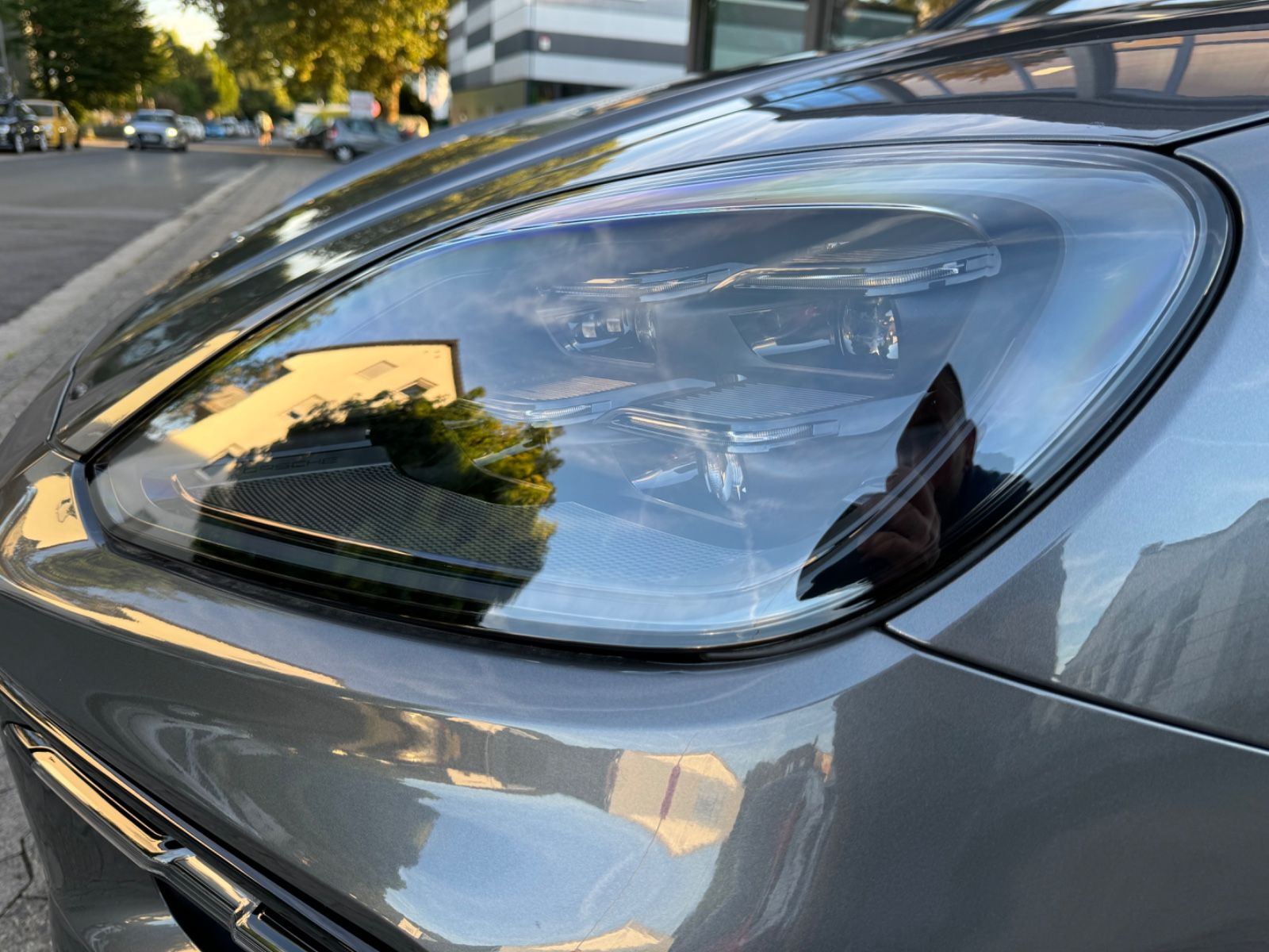Porsche E-HYBRID|-9%LP|SPORTDESIGN|SPORTABGAS|CARBON|