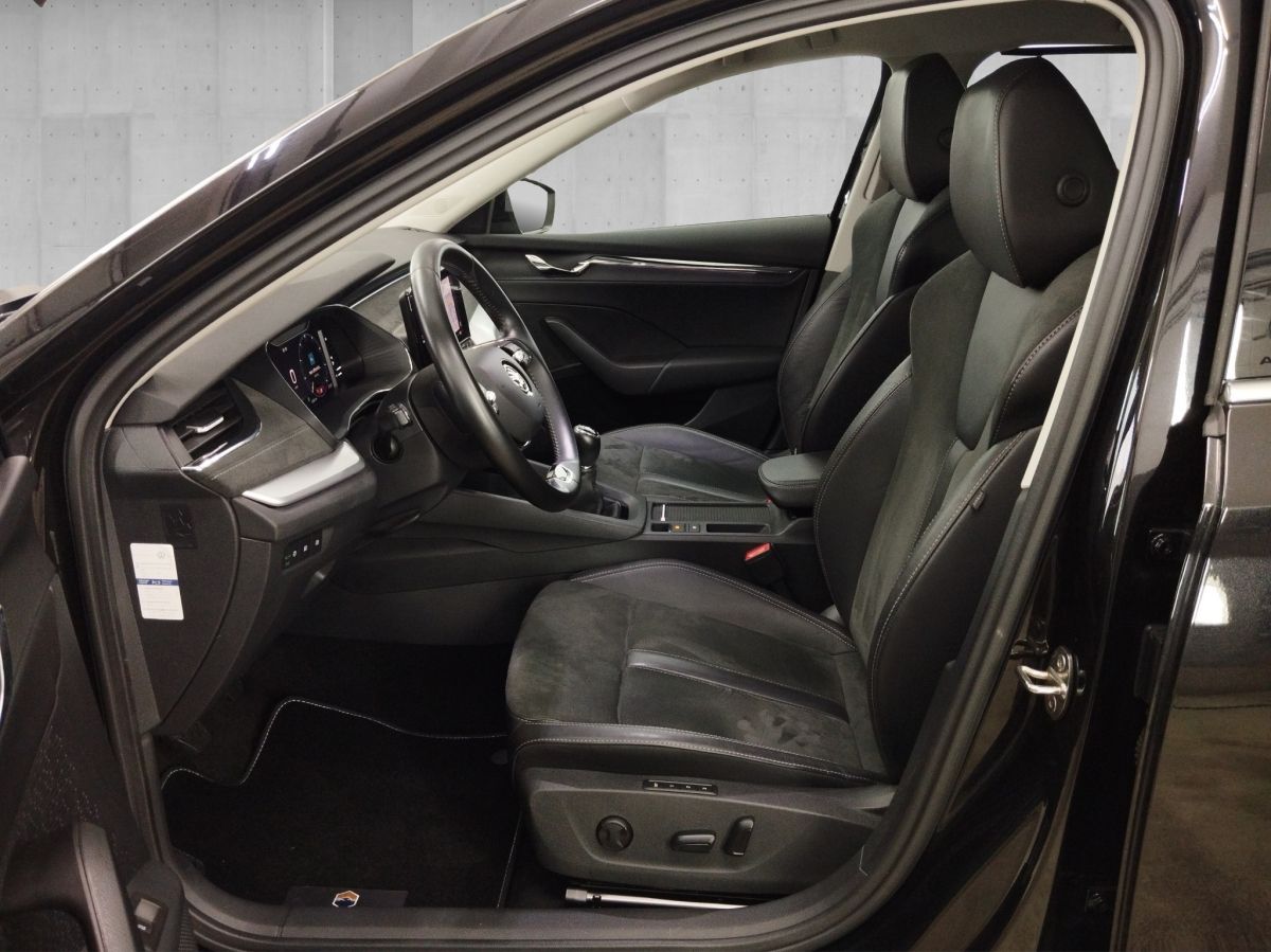 Skoda Octavia Combi 1.5 TSI Style - Samsaru's Car Outlet