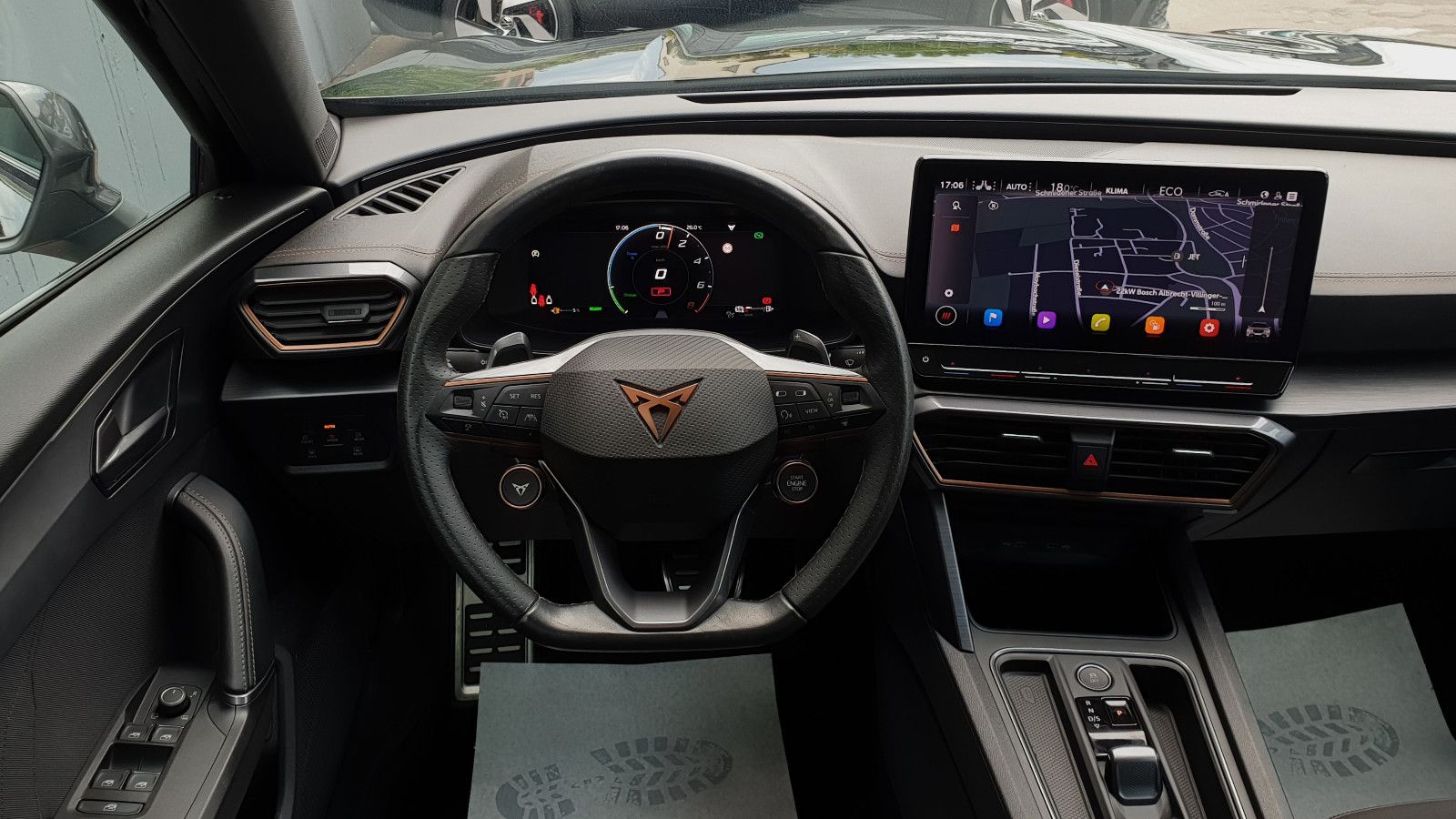 Cupra Formentor 1.4 e-HYBRID VZ DSG Pano/SSL/ACC/AHK