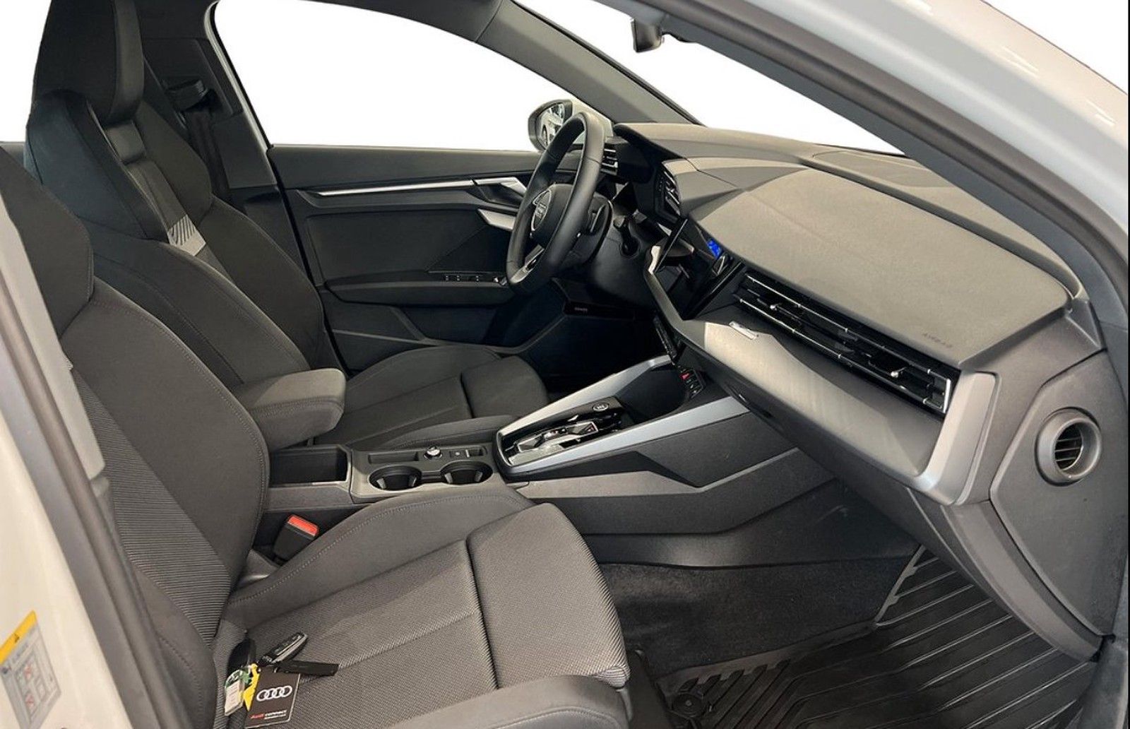 Audi A3 Sportback 35 TFSI ADVANCED*S TRONIC*KAM*VRT-C