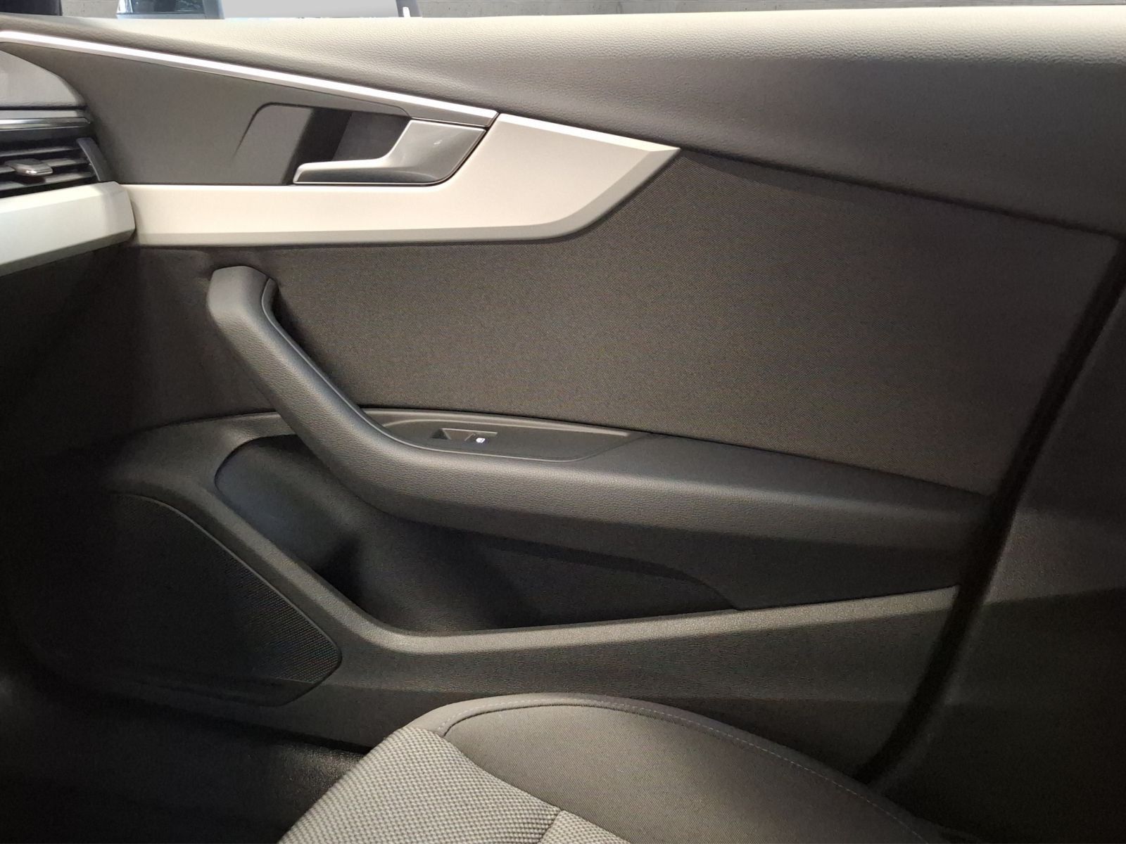 Audi A4 Limousine 40 TDI quattro 150(204) kW(PS) S tr