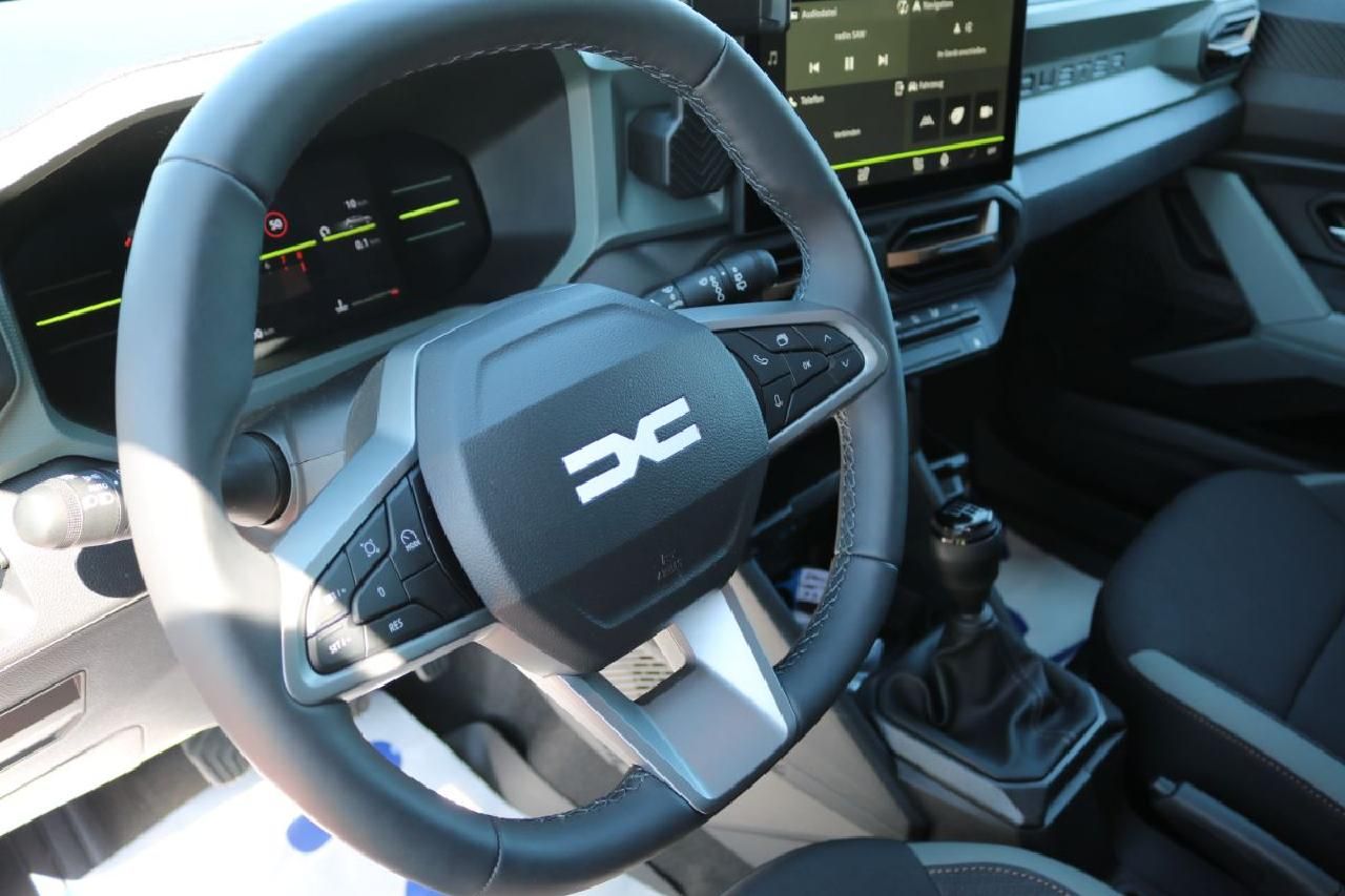 Dacia Duster III TCe 130 Extreme - Samsaru's Car Outlet