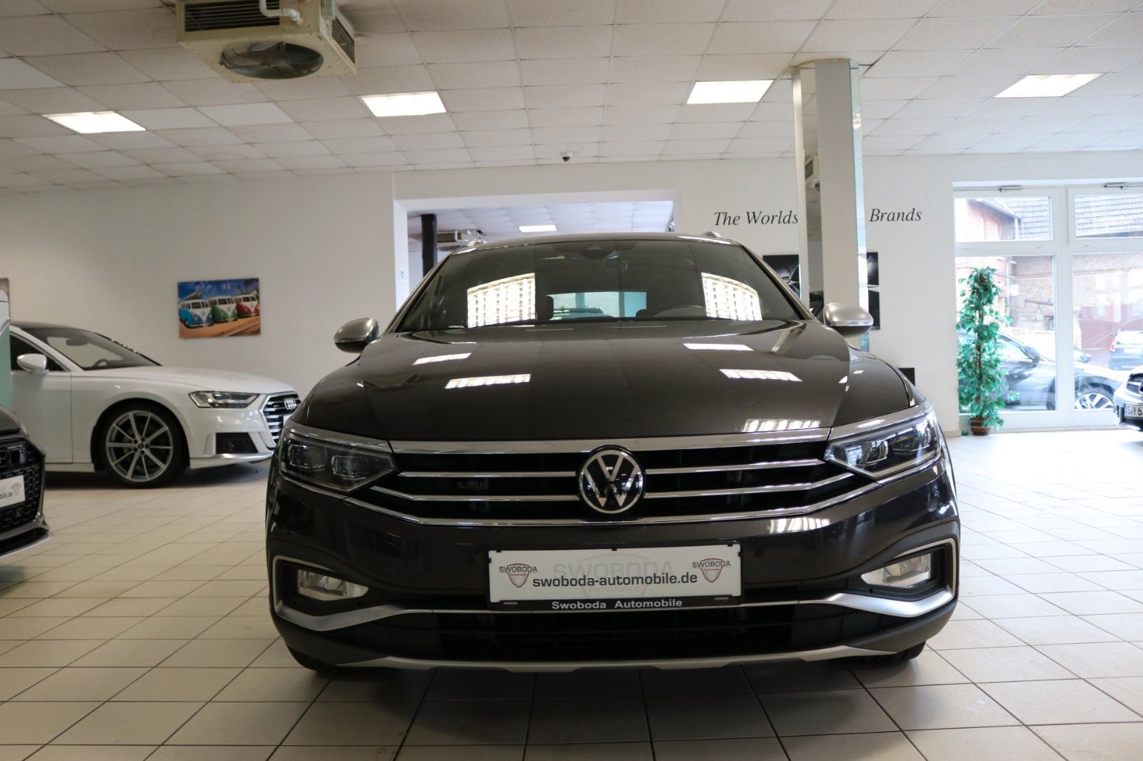 Volkswagen Passat Alltrack DCC HUD Matrix STHZ 360 Pano ACC