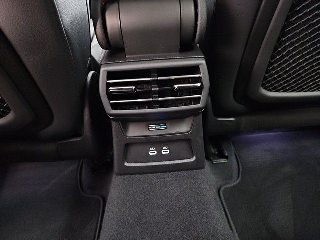Audi A3 Sportback S line AHK ACC MATRIX LED LEDER PAN
