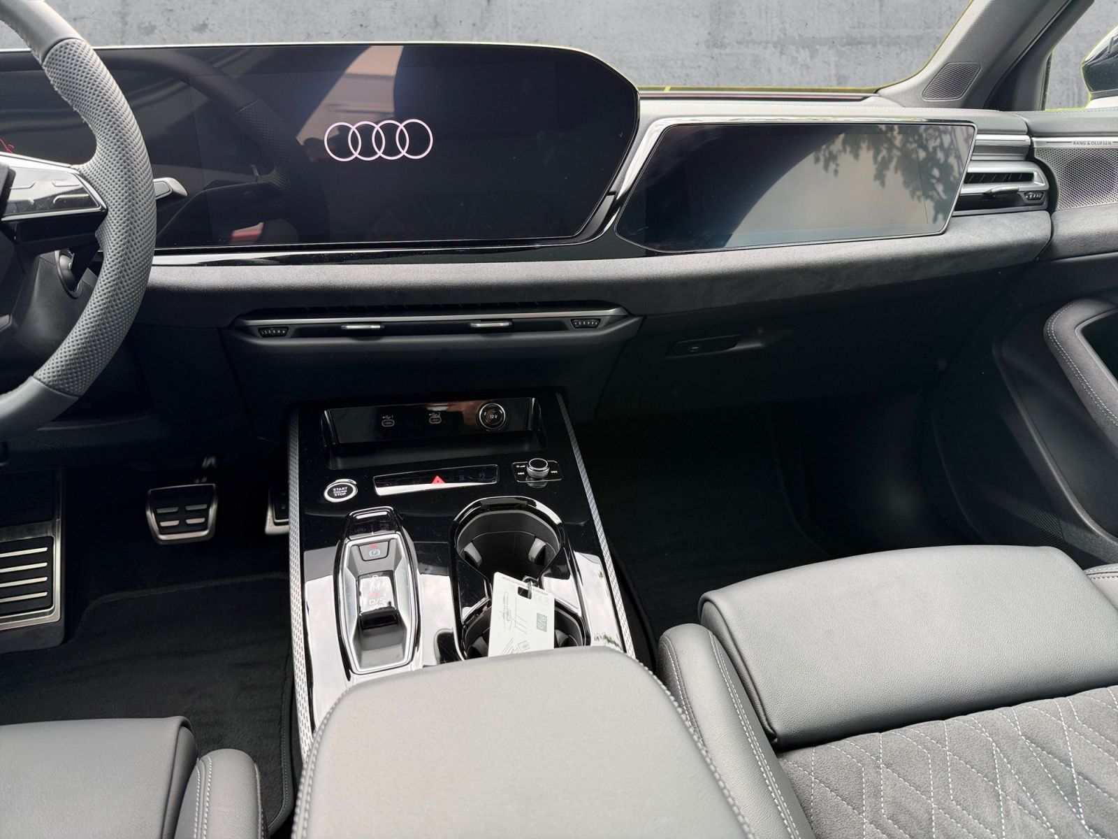 Audi A5 Lim e-hybrid 270kW S-LINE MATRIX+B&O+HuD+PANO