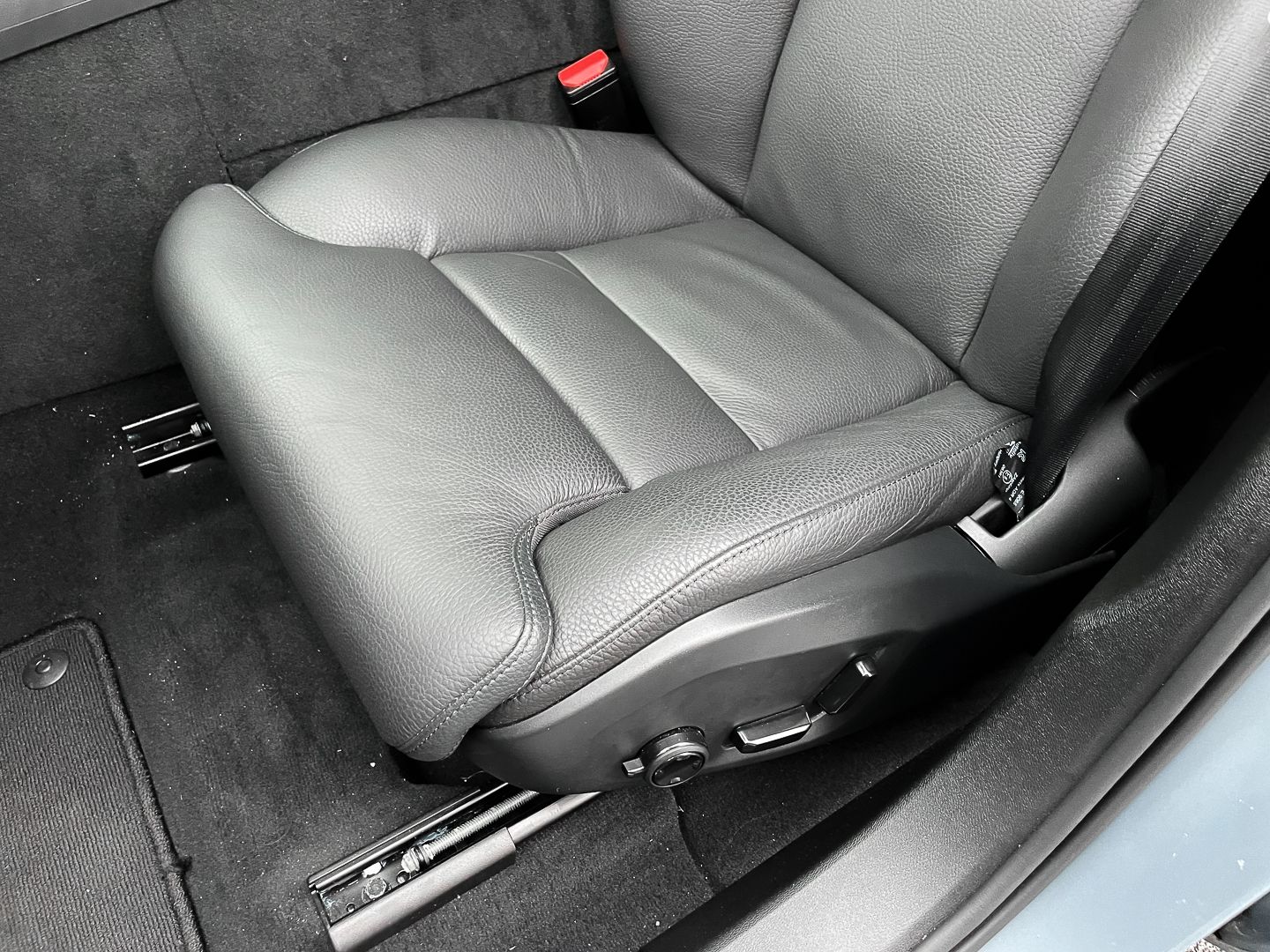 Volvo XC60 Plus Dark Recharge Plug-In Hybrid AWD T8 Tw