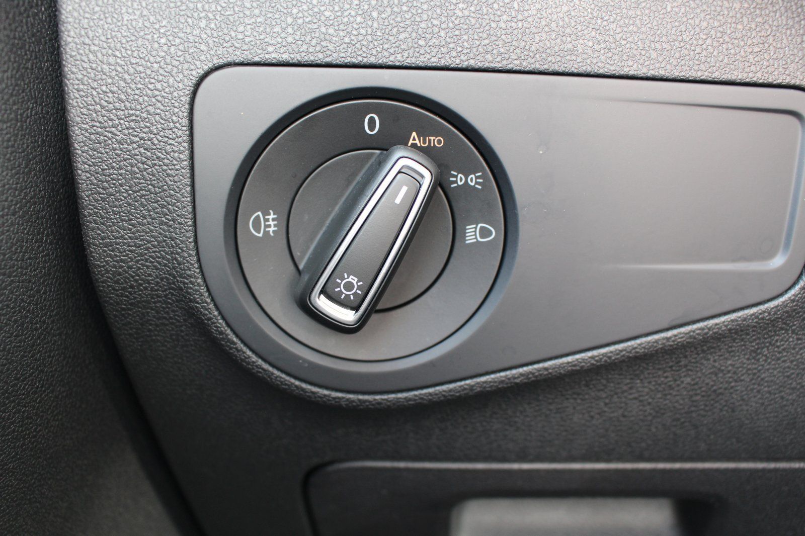 Volkswagen Tiguan 1.5 TSI DSG Move - Samsaru's Car Outlet