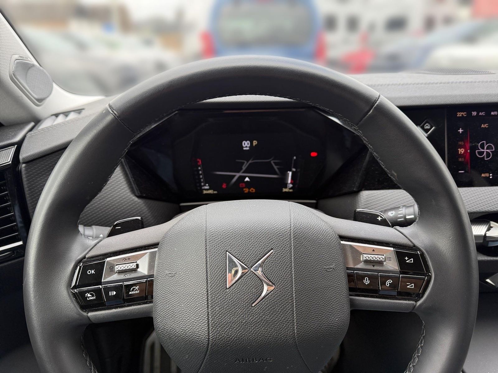 DS Automobiles DS4 CROSS TROCADERO BHDI 130 MATIX LED,NAVIGATIO