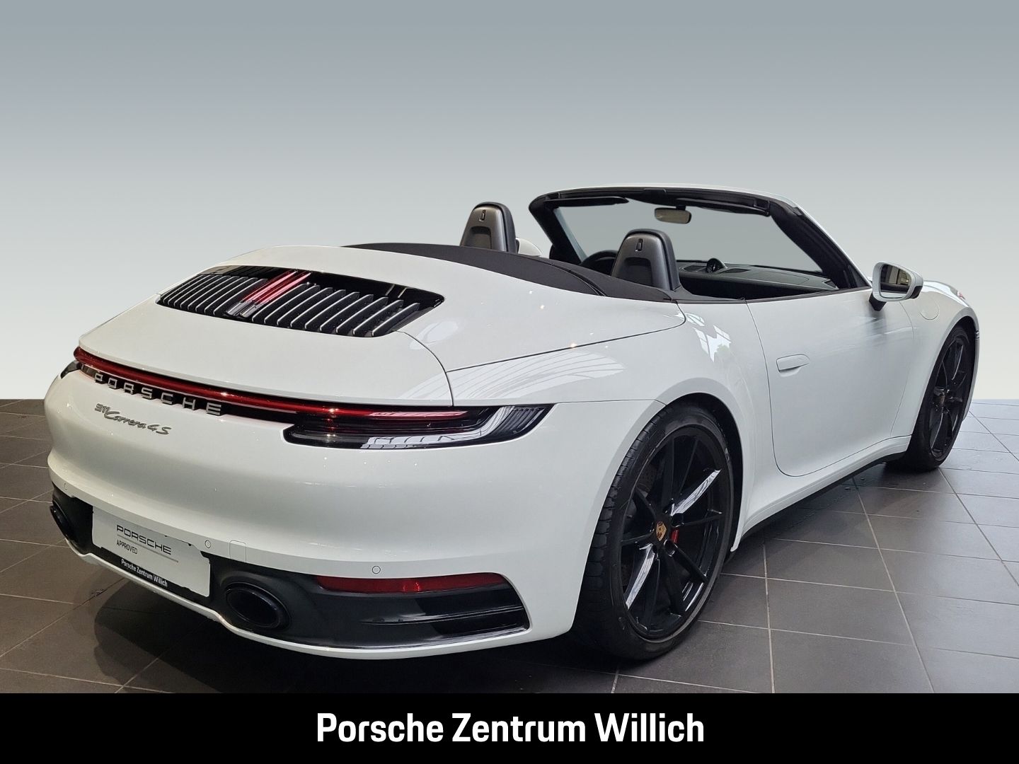 Porsche 992 911 Carrera 4S Cabriolet Hinterachslenkung