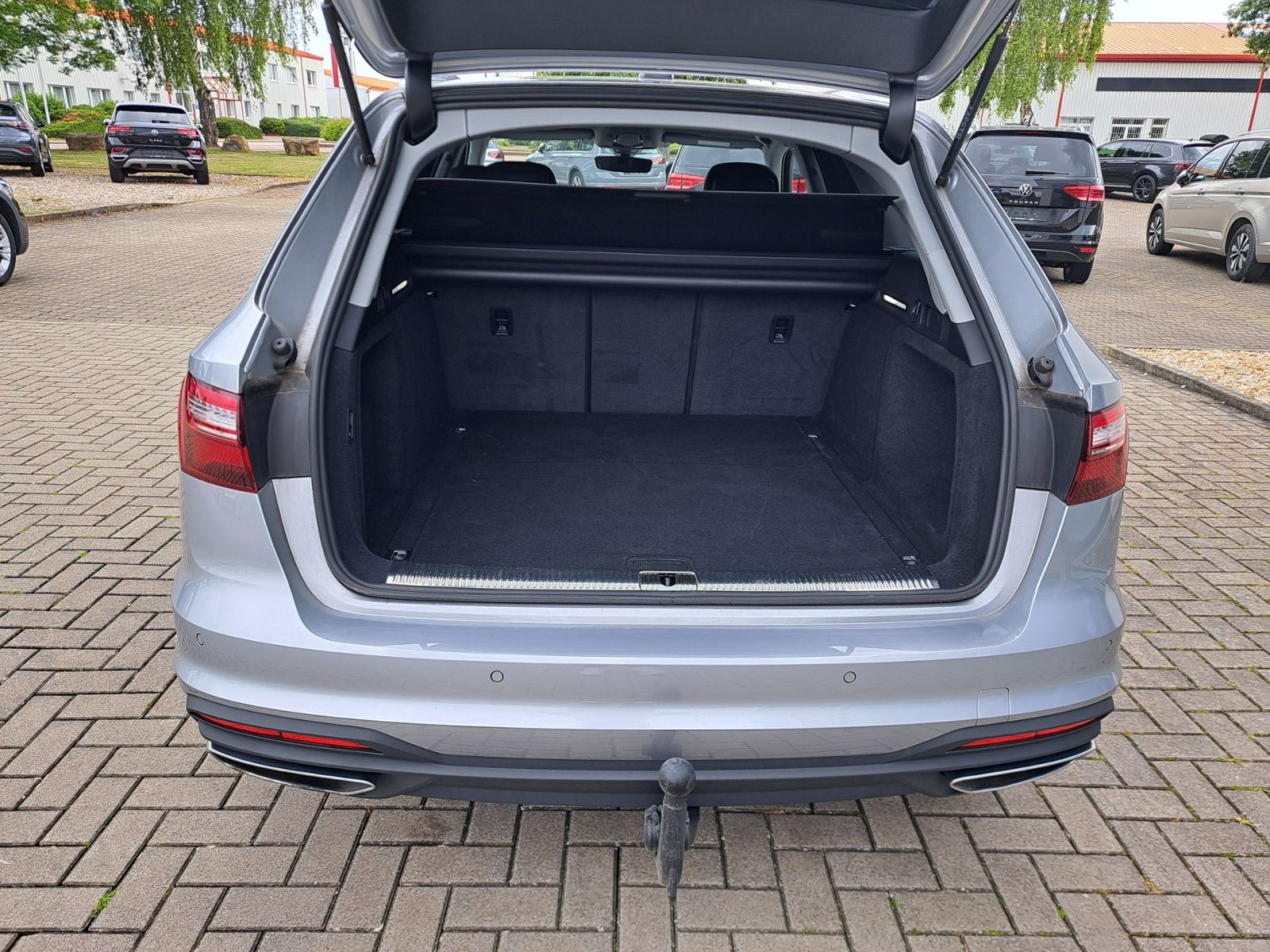Audi A4 Avant 35 TDI - Samsaru's Car Outlet