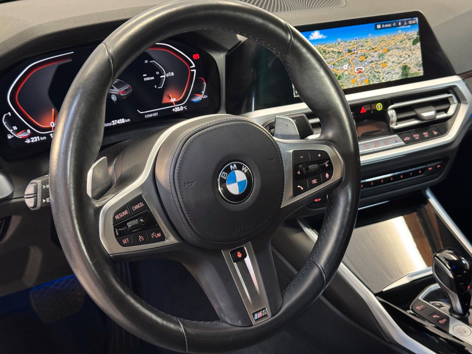 BMW 320i M-Sport - Samsaru's Car Outlet