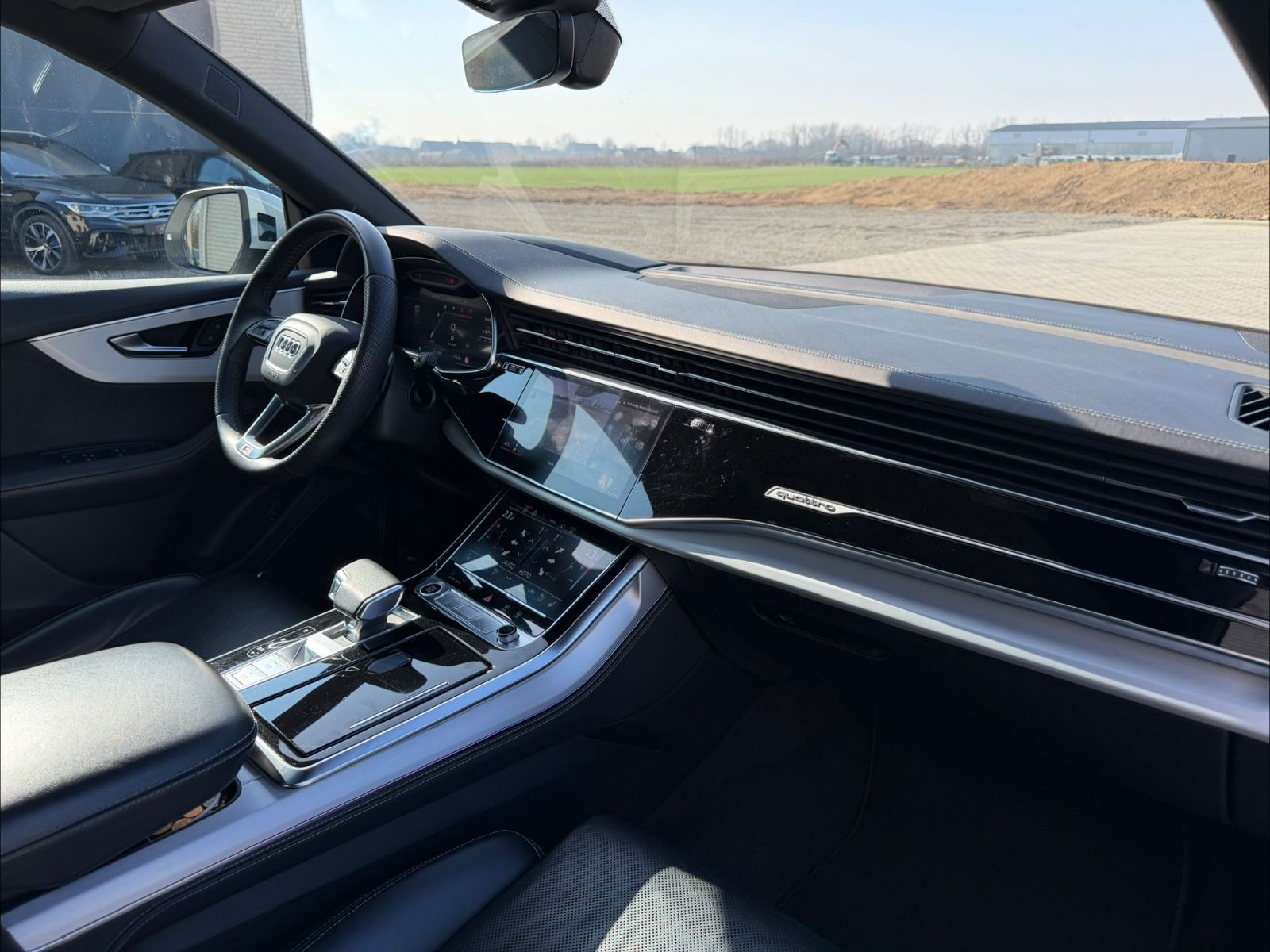 Audi Q8 50 TDI quattro S-Line*Pano*Massage*HUD*Voll !