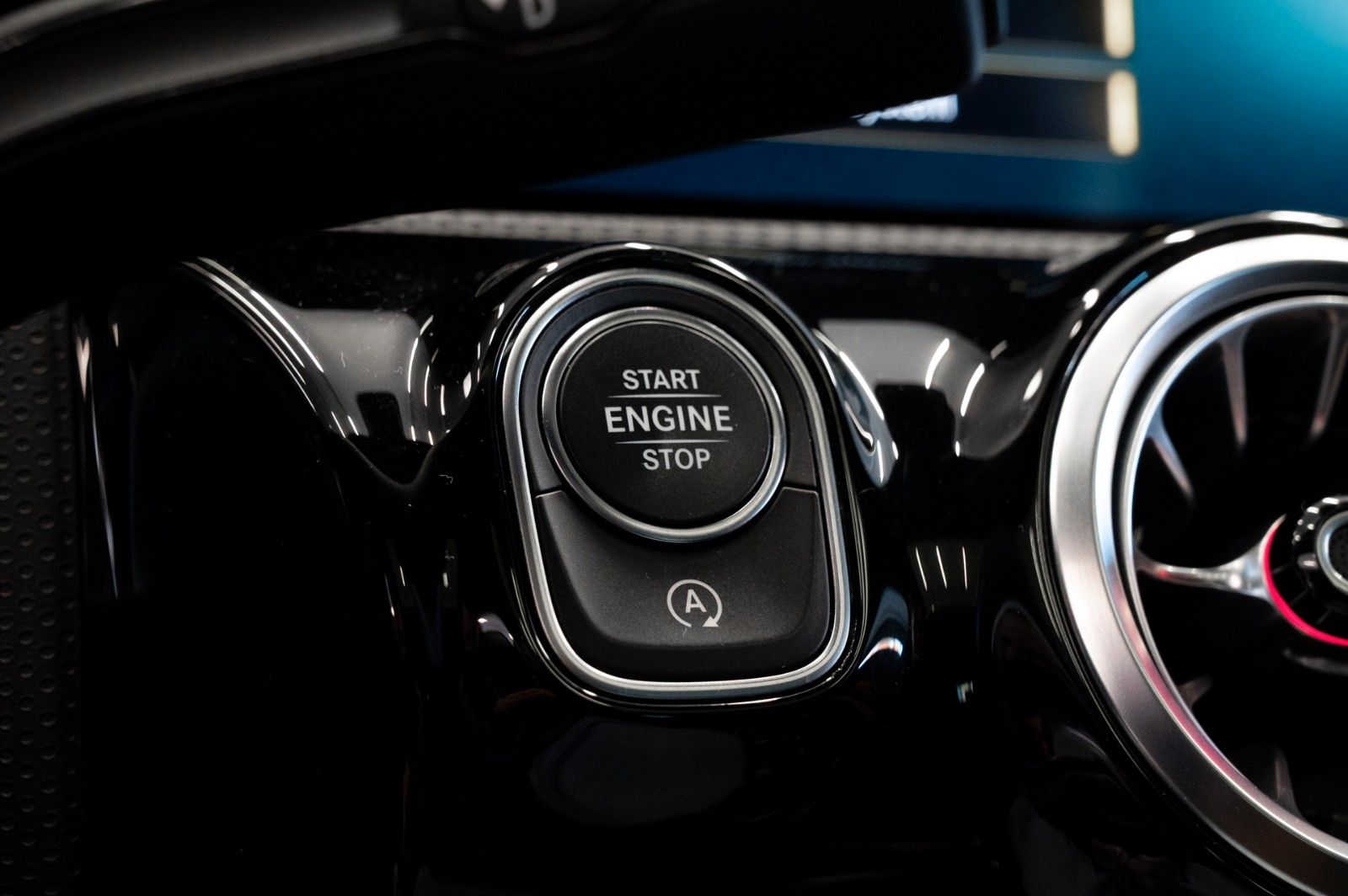 Mercedes-Benz CLA 45S AMG - Samsaru's Car Outlet