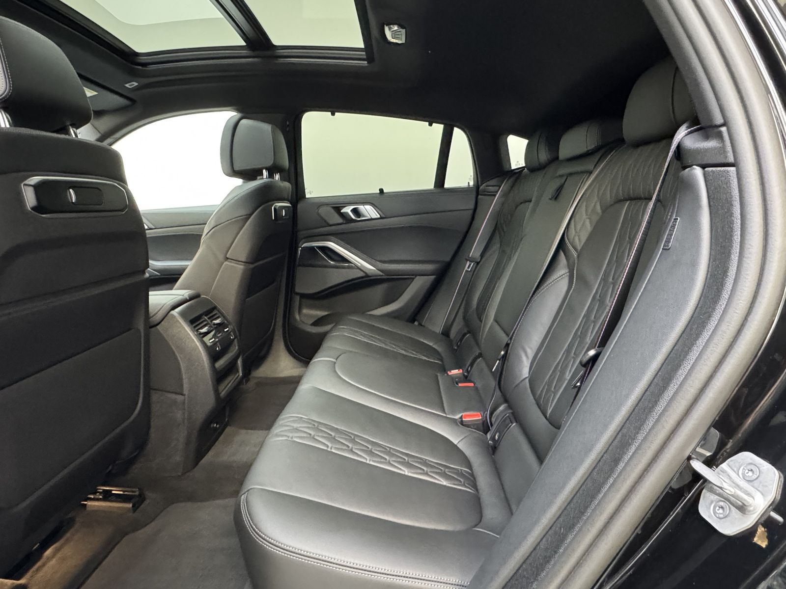 BMW X6 xDr30d M Sport Pro 22'' Sitzlüft. ACC 360°AHK