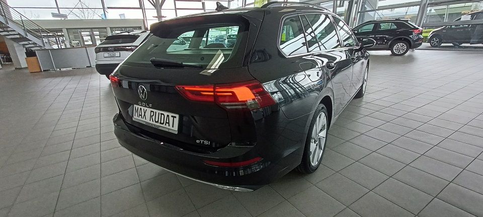 Volkswagen Golf Variant 1.5 TSI Style - Samsaru's Car Outlet
