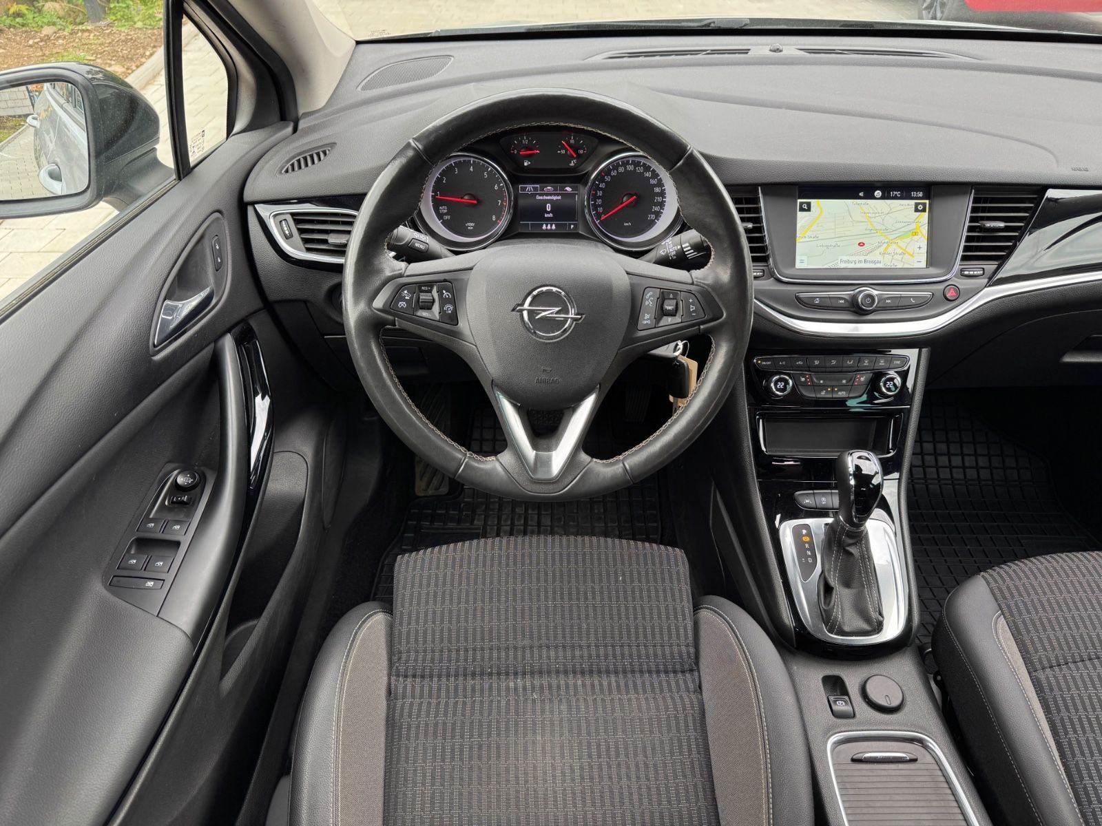 Opel Astra K Sports Tourer Elegance - Samsaru's Car Outlet