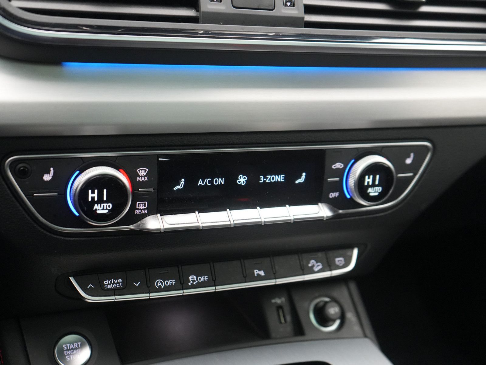 Audi Q5 40 quattro S line AHK ACC PANO NAVI LED SHZ