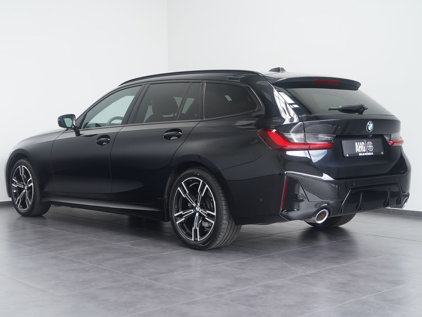 BMW 320 i Touring M Sport ACC/STOP&GO/HEAD-UP/360°