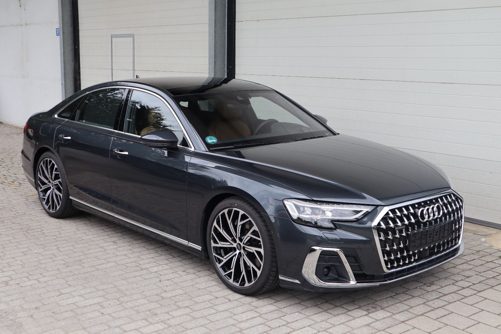 Audi A8 55 TFSI exclusive - Samsaru's Car Outlet