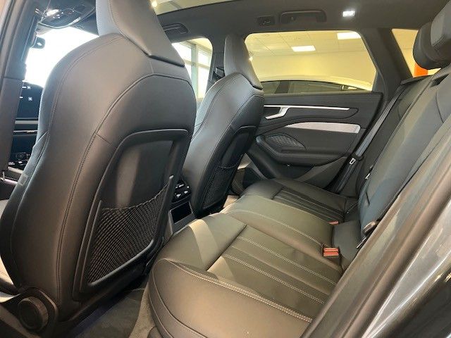 Audi A6 Avant 2.0 TDI 40 *S-Line-Neues Modell*2600 KM