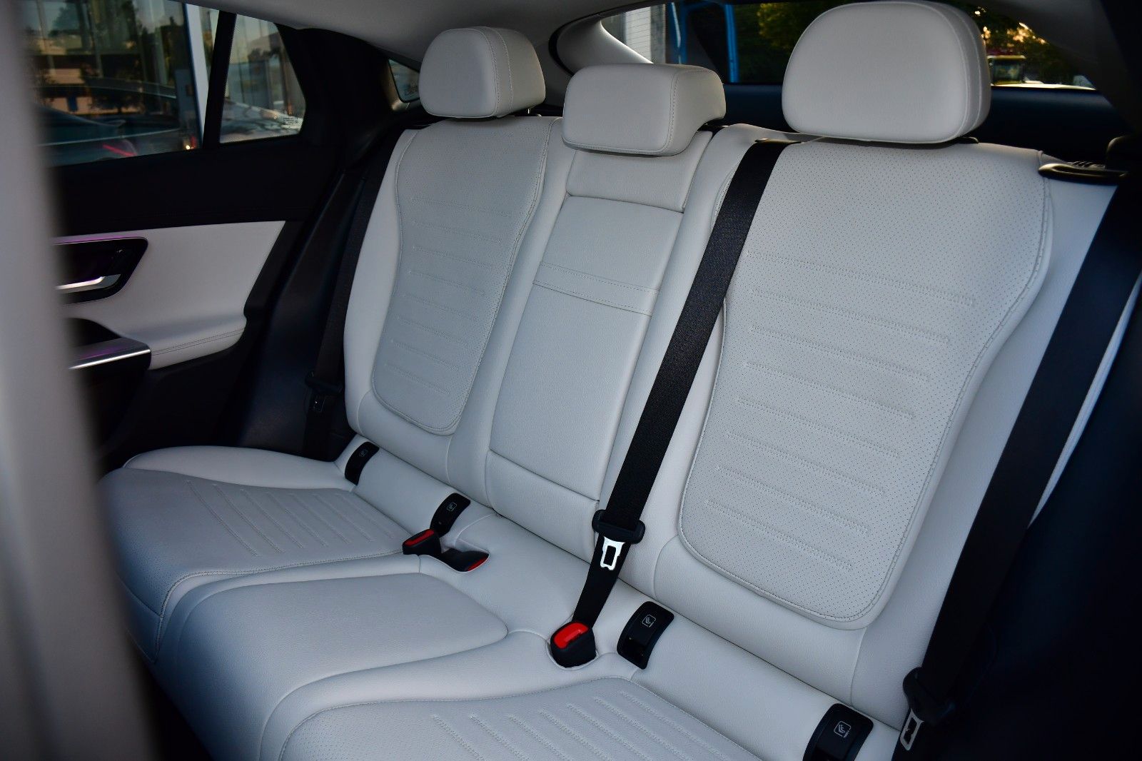 Mercedes-Benz GLC 200 Coupe 4Matic AMG Paket - Samsaru's Car Outlet