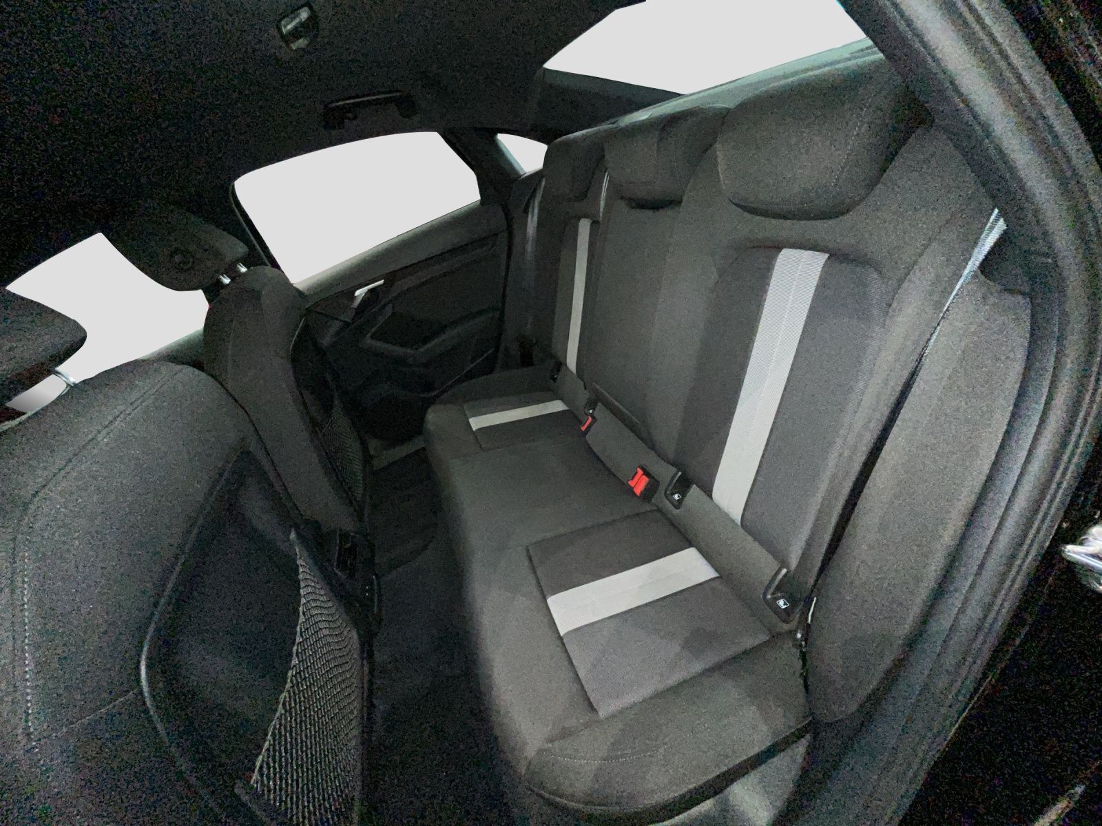 Audi A3 Limousine 30 TFSI advanced s-tronic, virtual