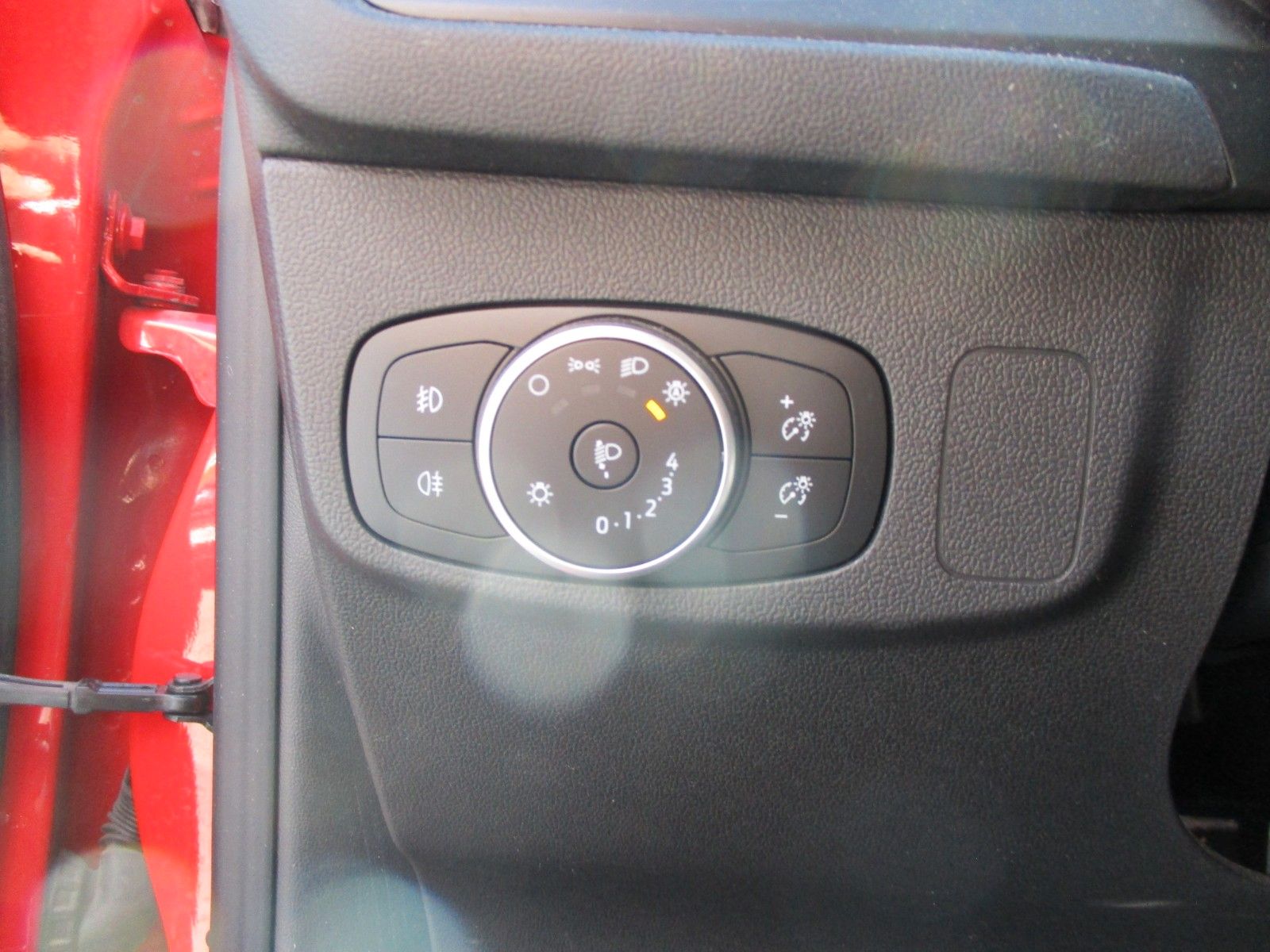 Ford Focus Turnier 1.0 EcoBoost ACTIVE - Samsaru's Car Outlet