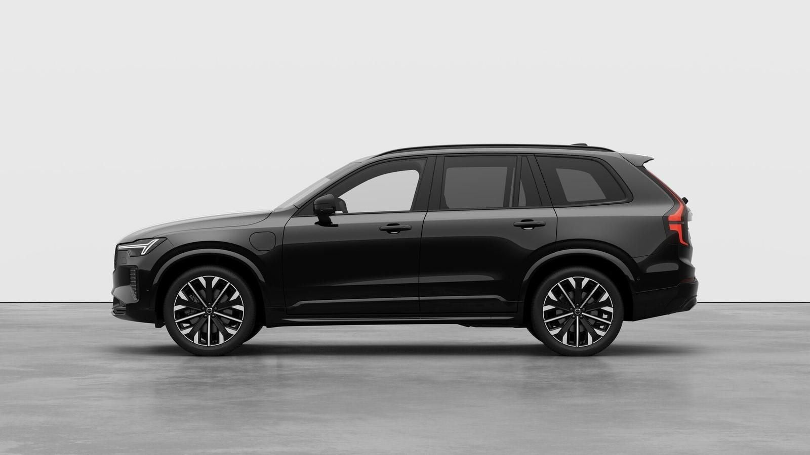 Volvo XC90 T8 Ultra Dark - Samsaru's Car Outlet