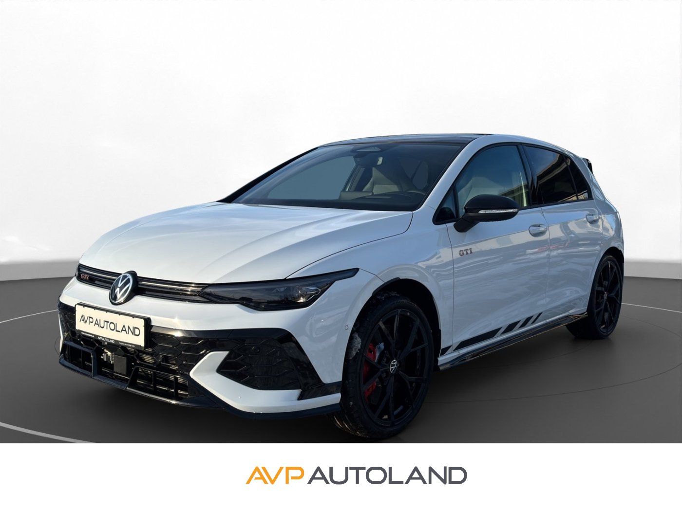 Volkswagen Golf VIII GTI 2.0 TSI DSG Clubsport | AKRAPO |