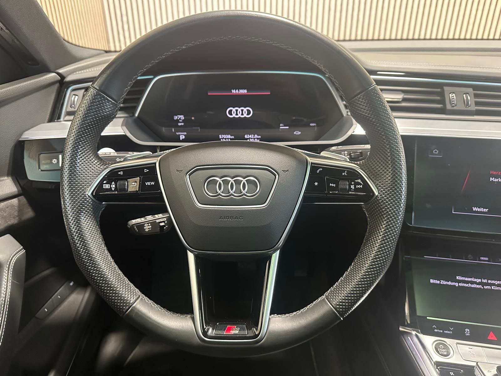 Audi e-tron 55 quattro S line 95kWh UPE:120T€|Sportsi