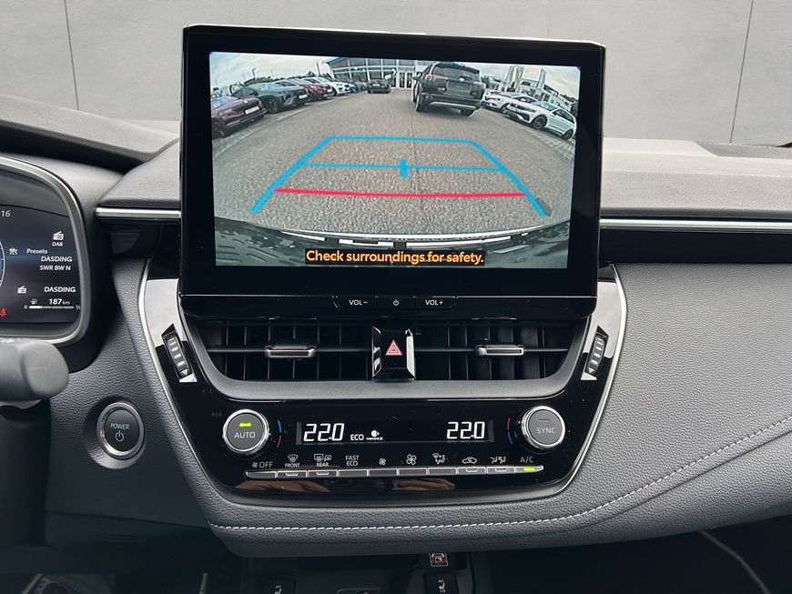 Toyota Corolla 2.0 Hybrid Touring Sports Team D