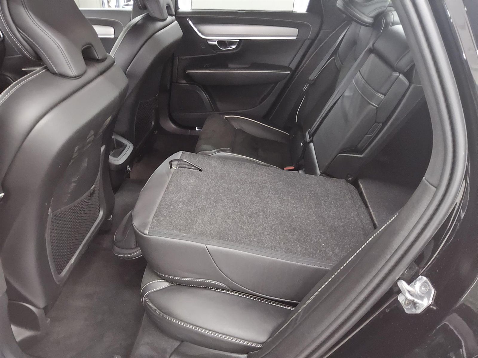 Volvo S90 D5 AWD R-Design T-Leder Navi LED Sound