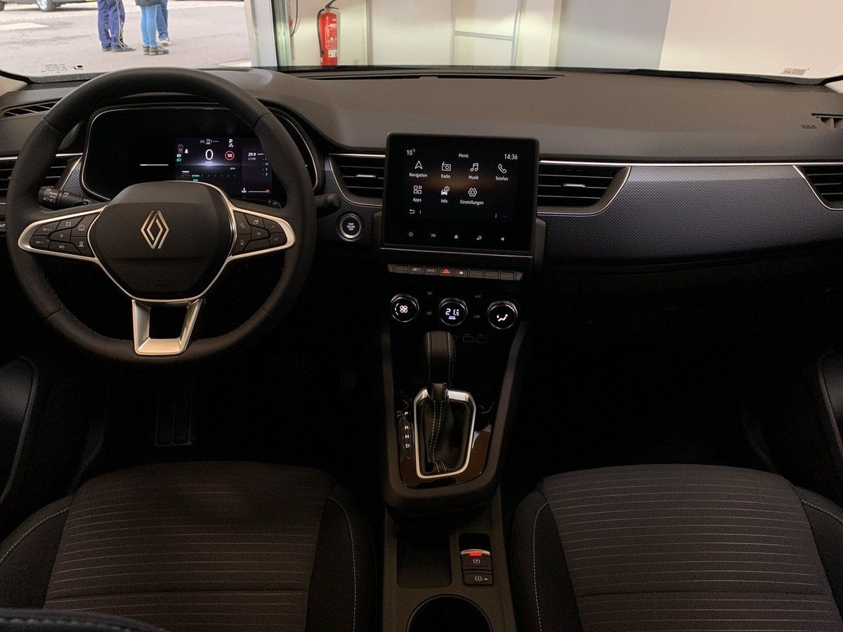 Renault Arkana Equilibre Mild Hybrid - Samsaru's Car Outlet