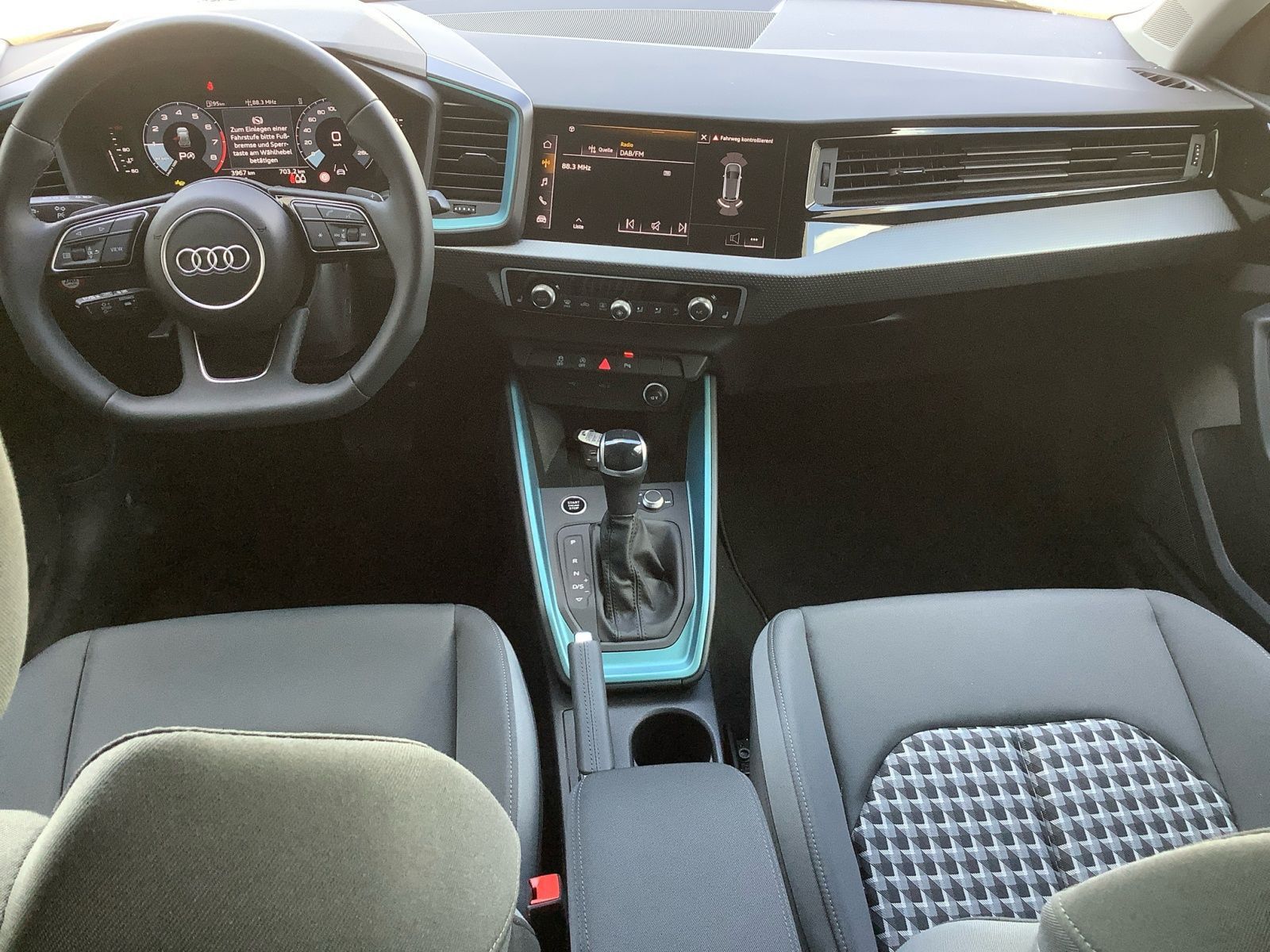 Audi A1 allstreet 30 TFSI S-Tronic - Samsaru's Car Outlet