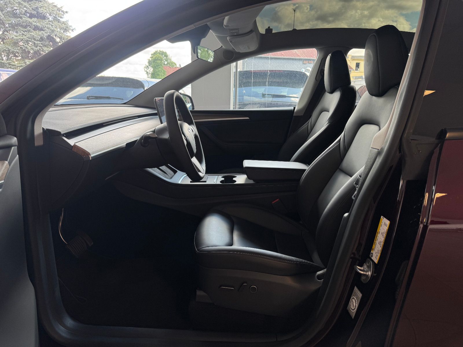 Tesla Model Y Long Range Dual Motor AWD MidnightCherry