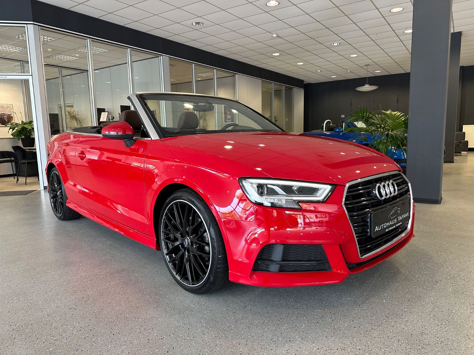 Audi A3 Cabriolet 35 TFSI S-line Competition - Samsaru's Car Outlet