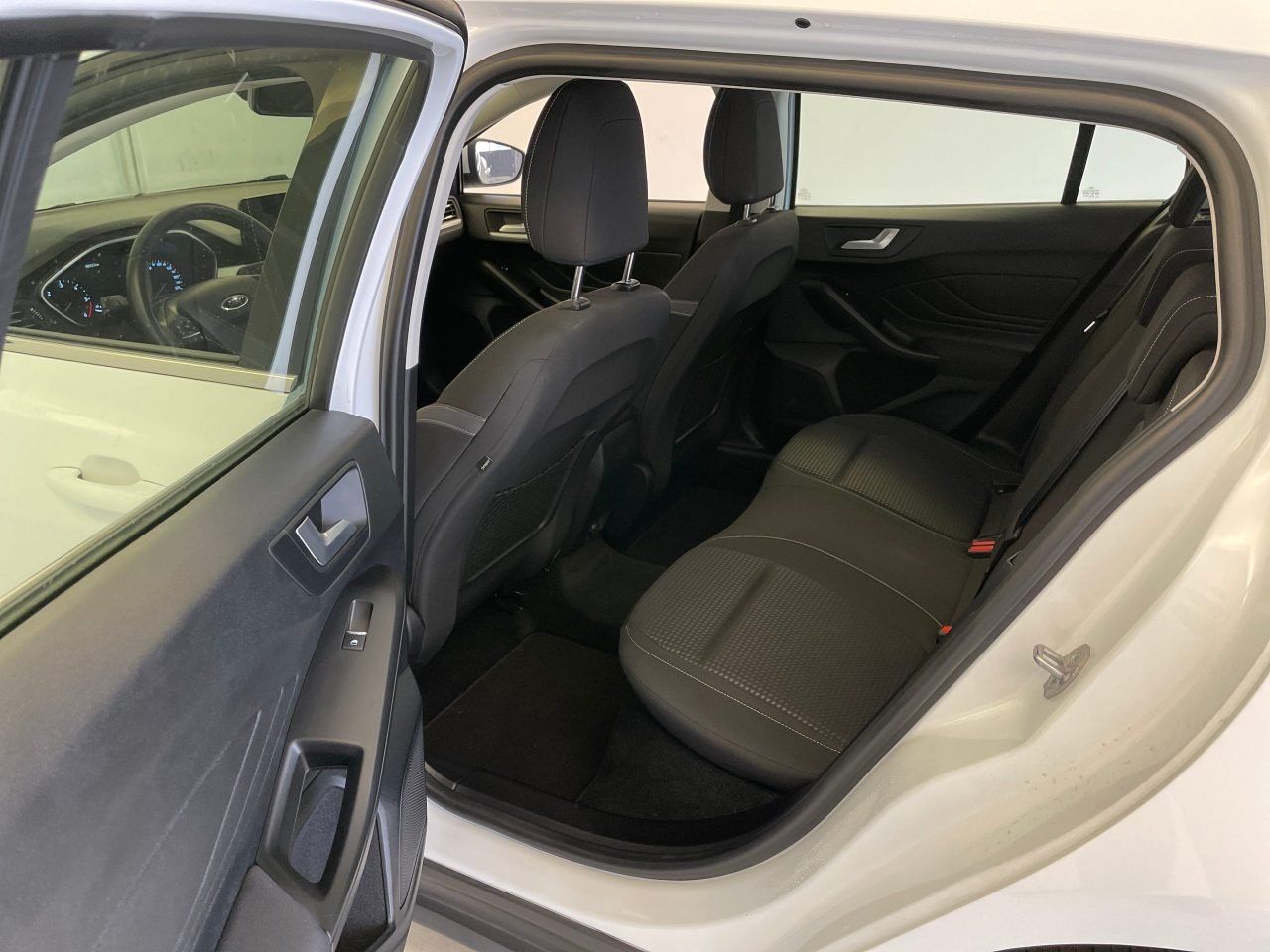 Ford Focus 2.0 EcoBlue - Samsaru's Car Outlet