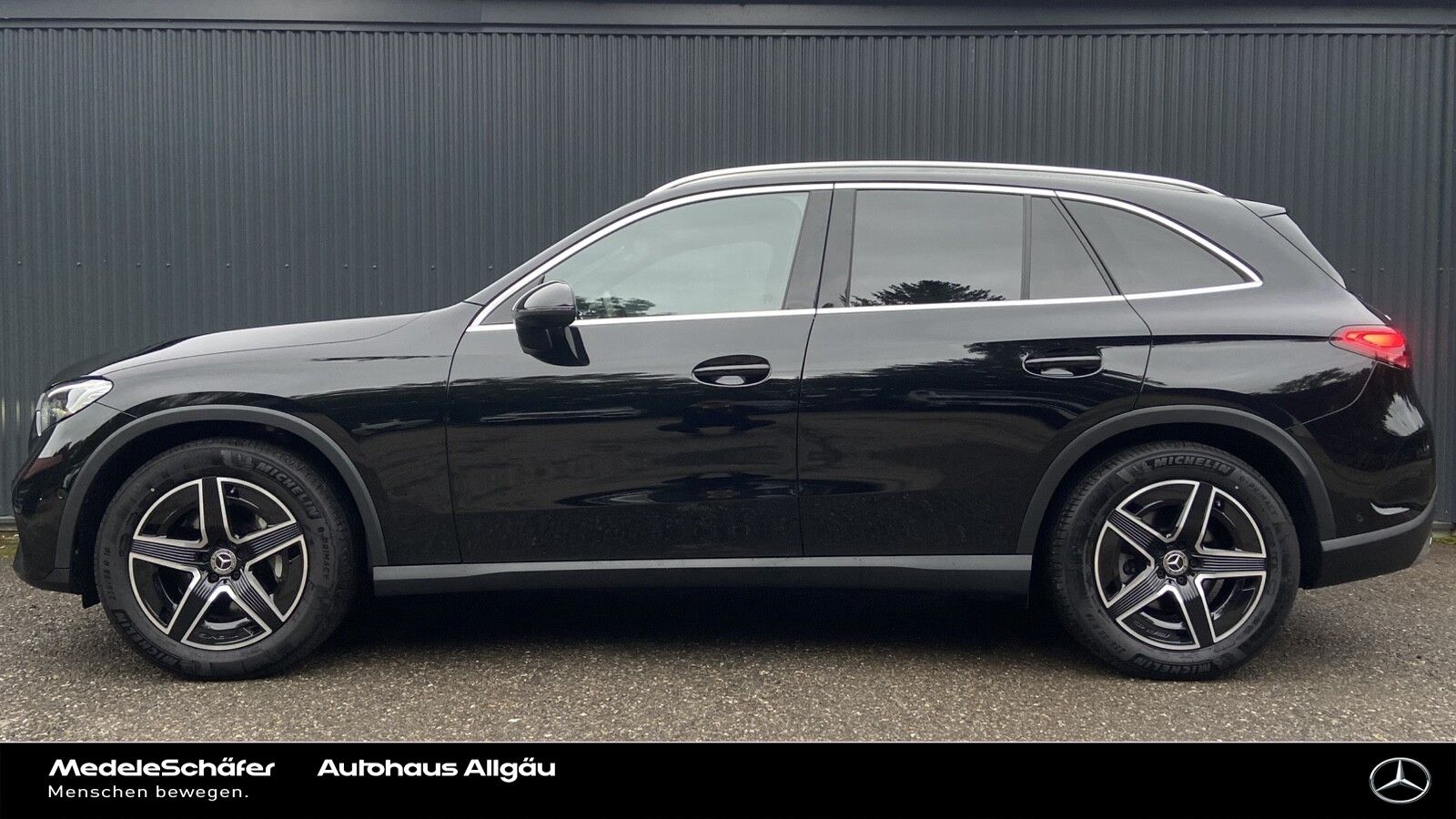Mercedes-Benz GLC 200 4M AMG Pano AHK Memory Vorr.-Distronic