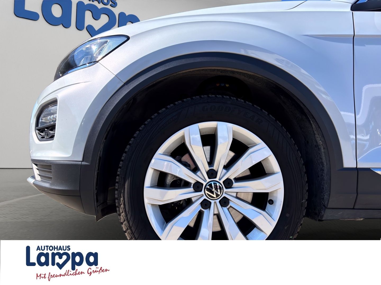 Volkswagen T-Roc Sport 2.0 TDI 4MOTION - Samsaru's Car Outlet