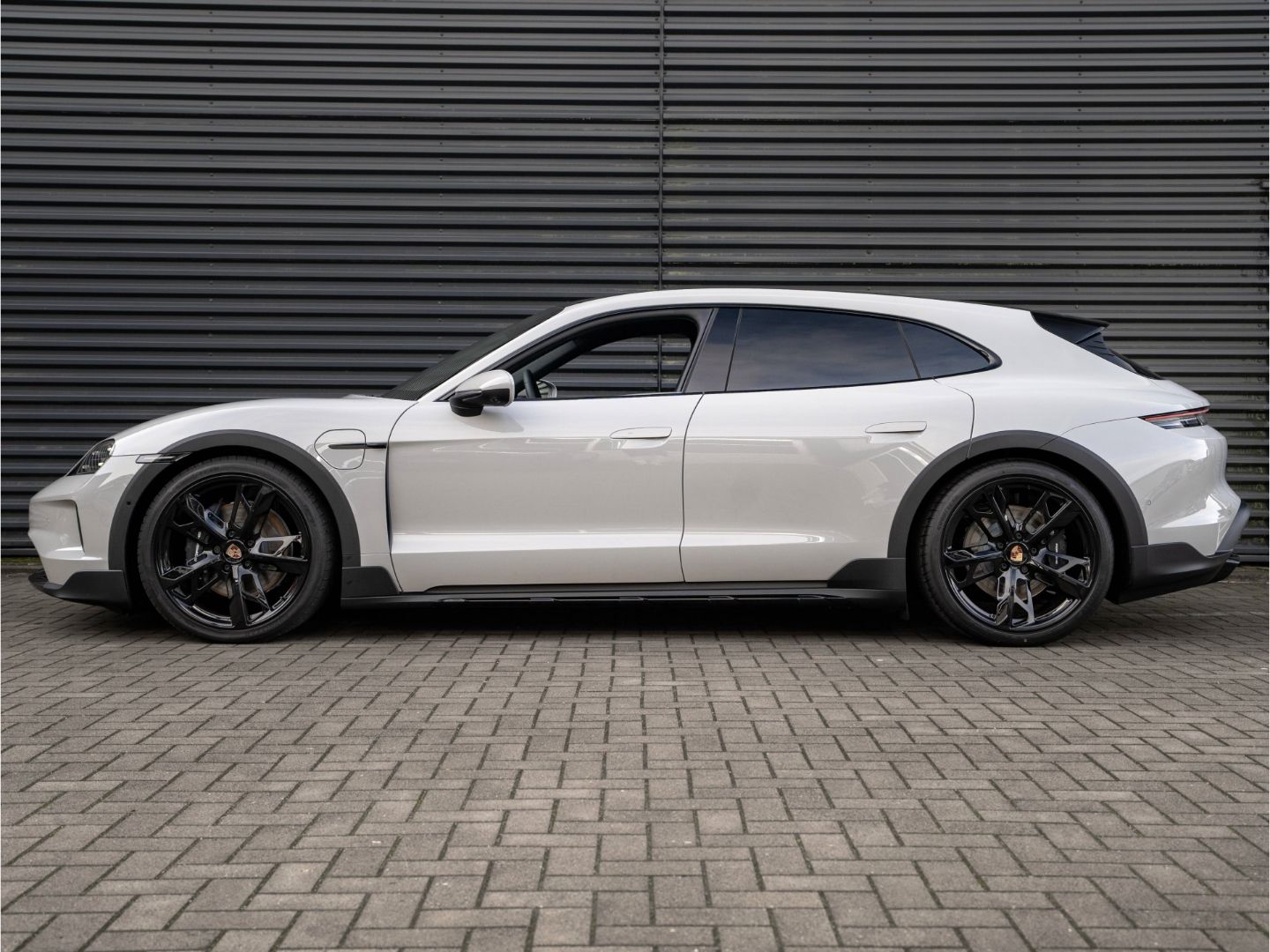 Porsche Taycan 4 Cross Turismo 21'', Offroad Design Pake