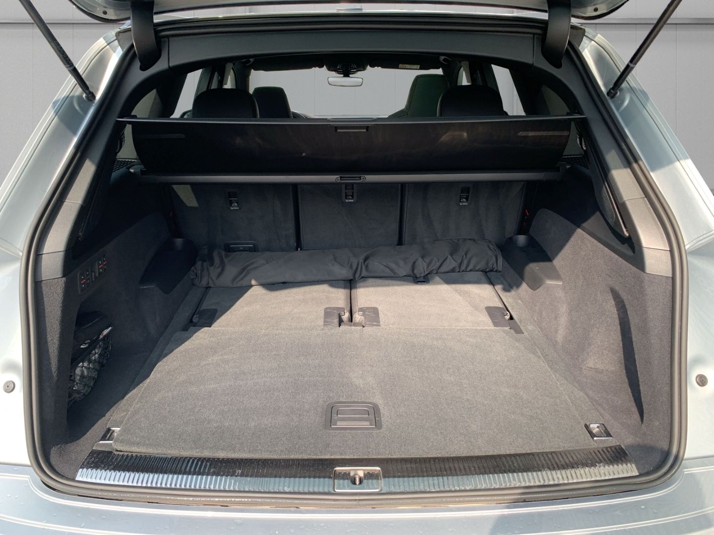 Audi Q7 ( 50 TDI quattro S line Sportpaket tiptronic