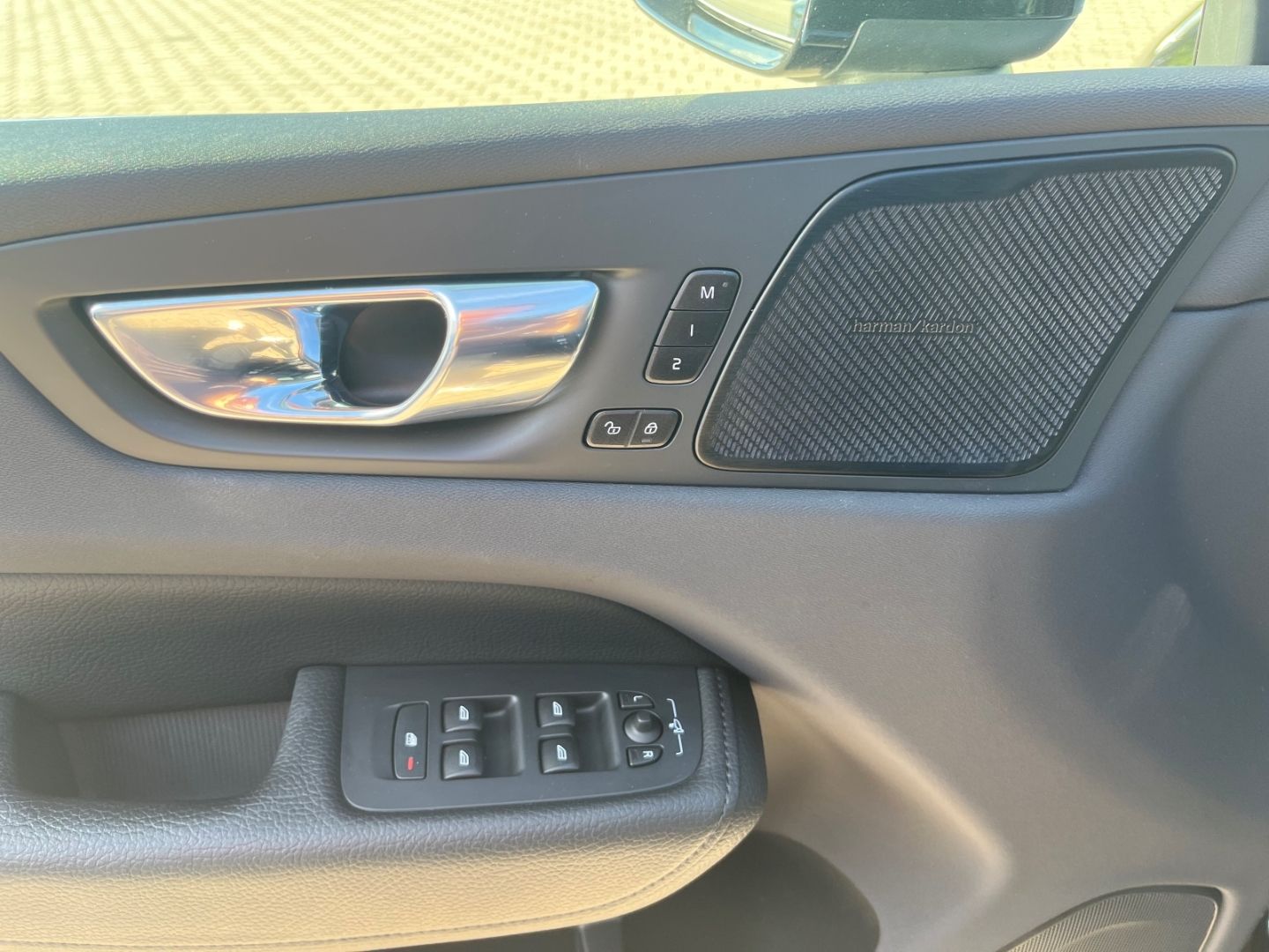 Volvo XC60 Inscription Recharge Plug-In Hybrid AWD T6