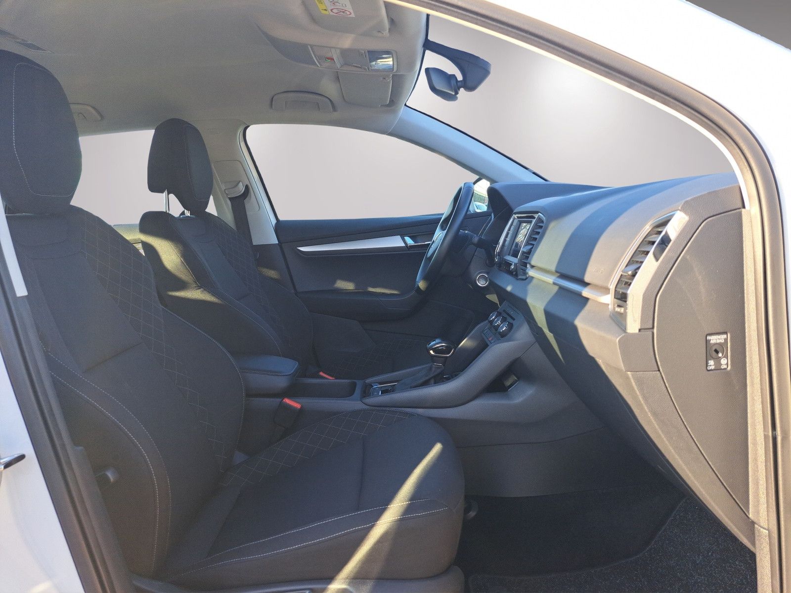 Skoda Karoq Ambition 1.5 TSI DSG - Samsaru's Car Outlet