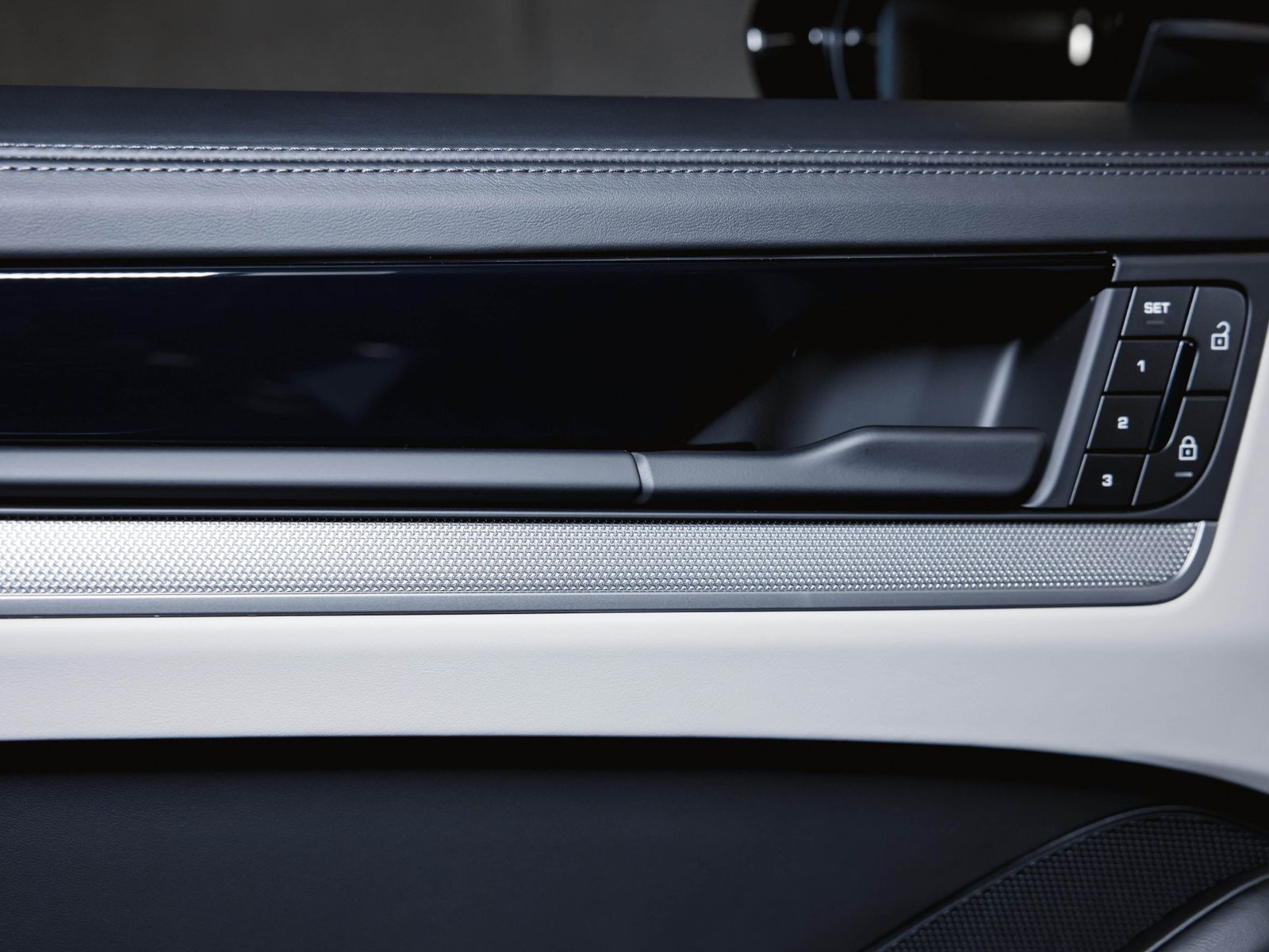 Porsche Cayenne S Panoramadach Bose Sportabgasanlage